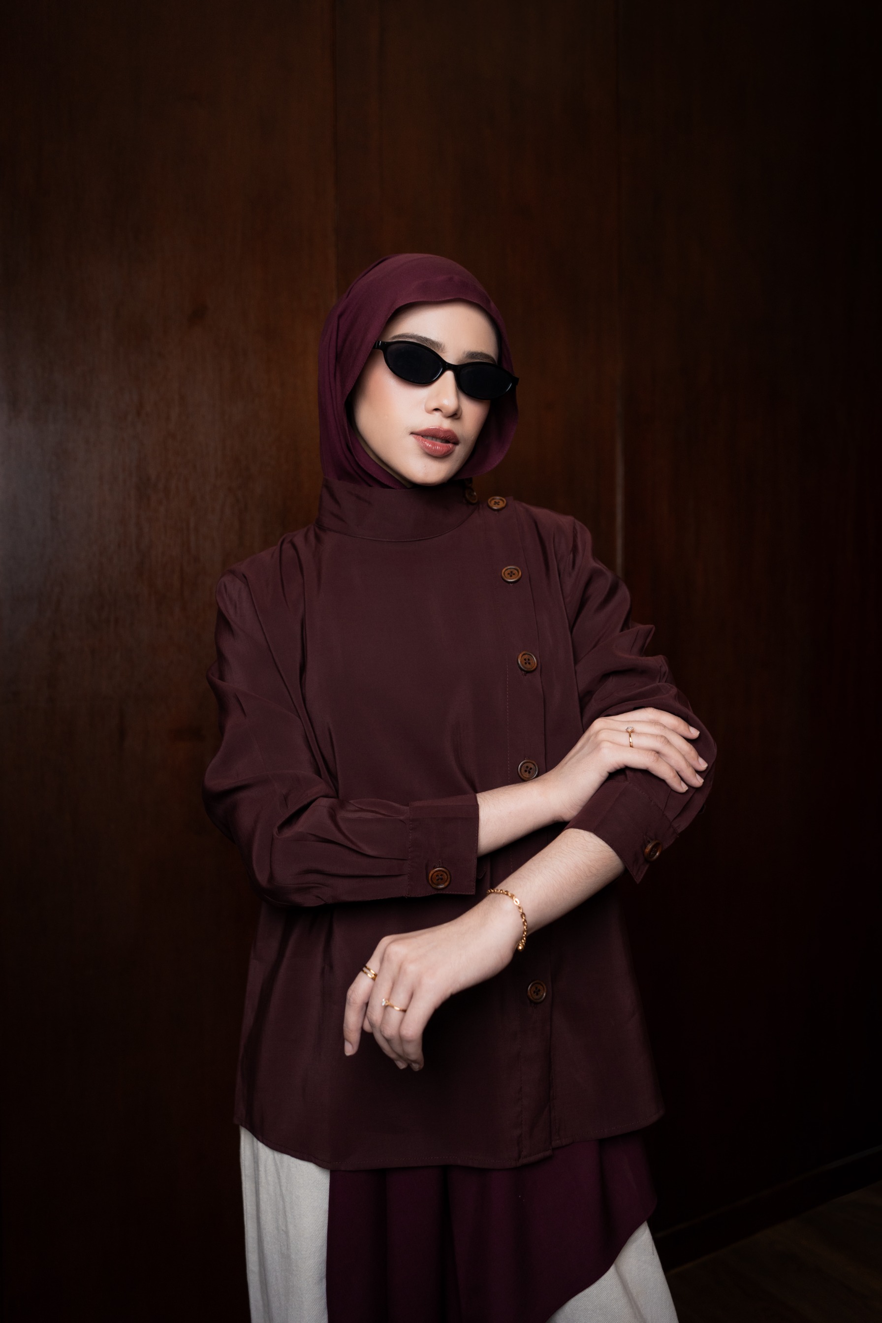 DEYN SCARF - Nava High Neck Top - Burgundy