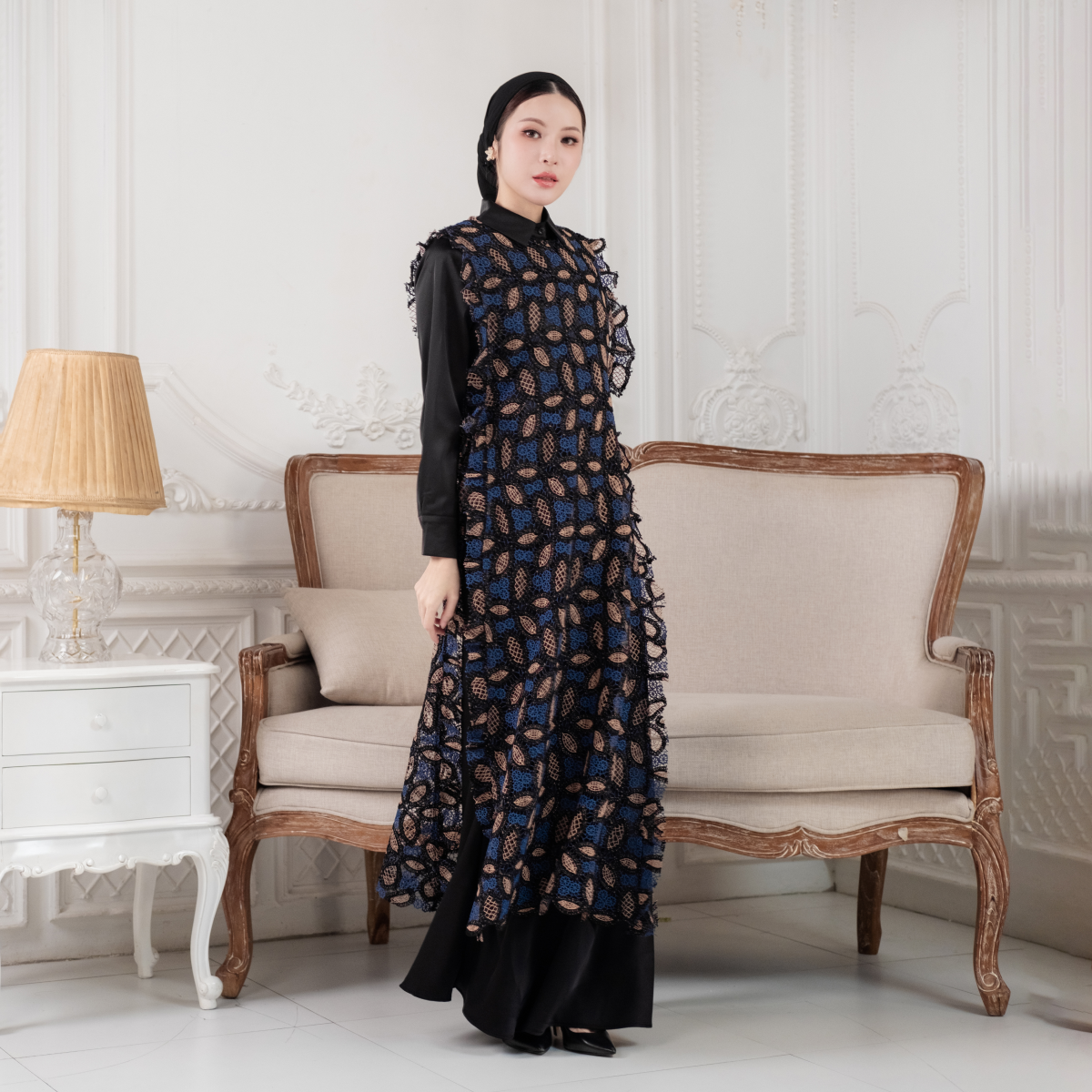 Deyn Scarf - Elise Outer - Midnight Saphire