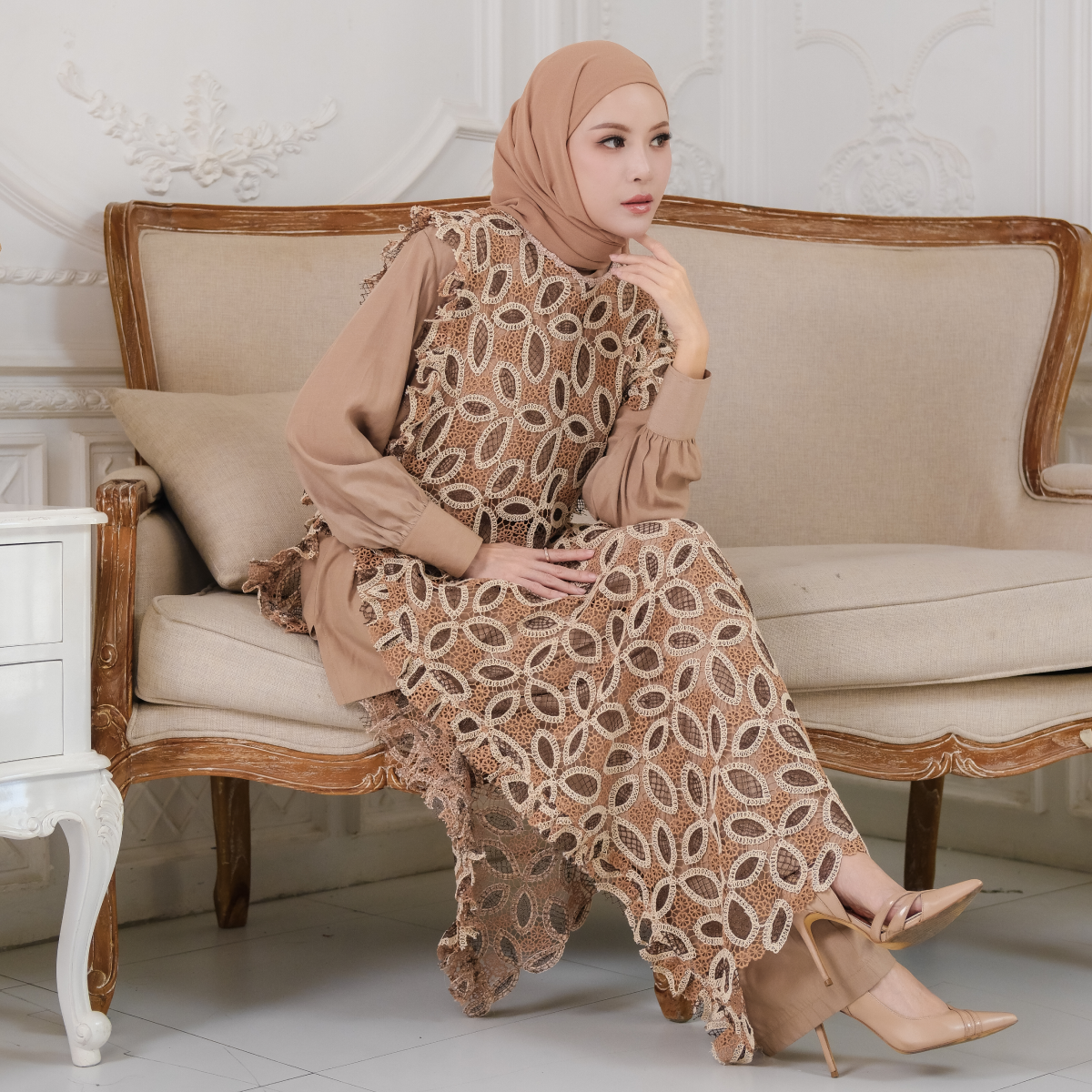 Deyn Scarf - Elise Outer - Sandstone