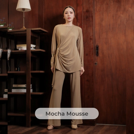Image of Deyn Scarf - Elora One Set - Mocha Mousse