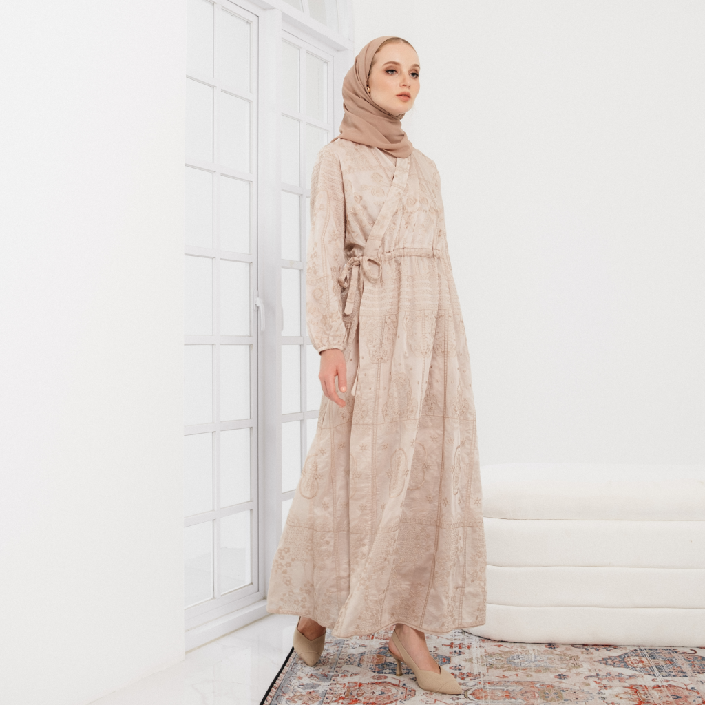 Deyn Scarf - Sara Embroidery Dress - Aurora