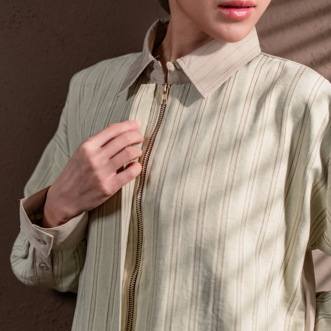 Deyn Scarf - V Stripe Shirt - Matcha