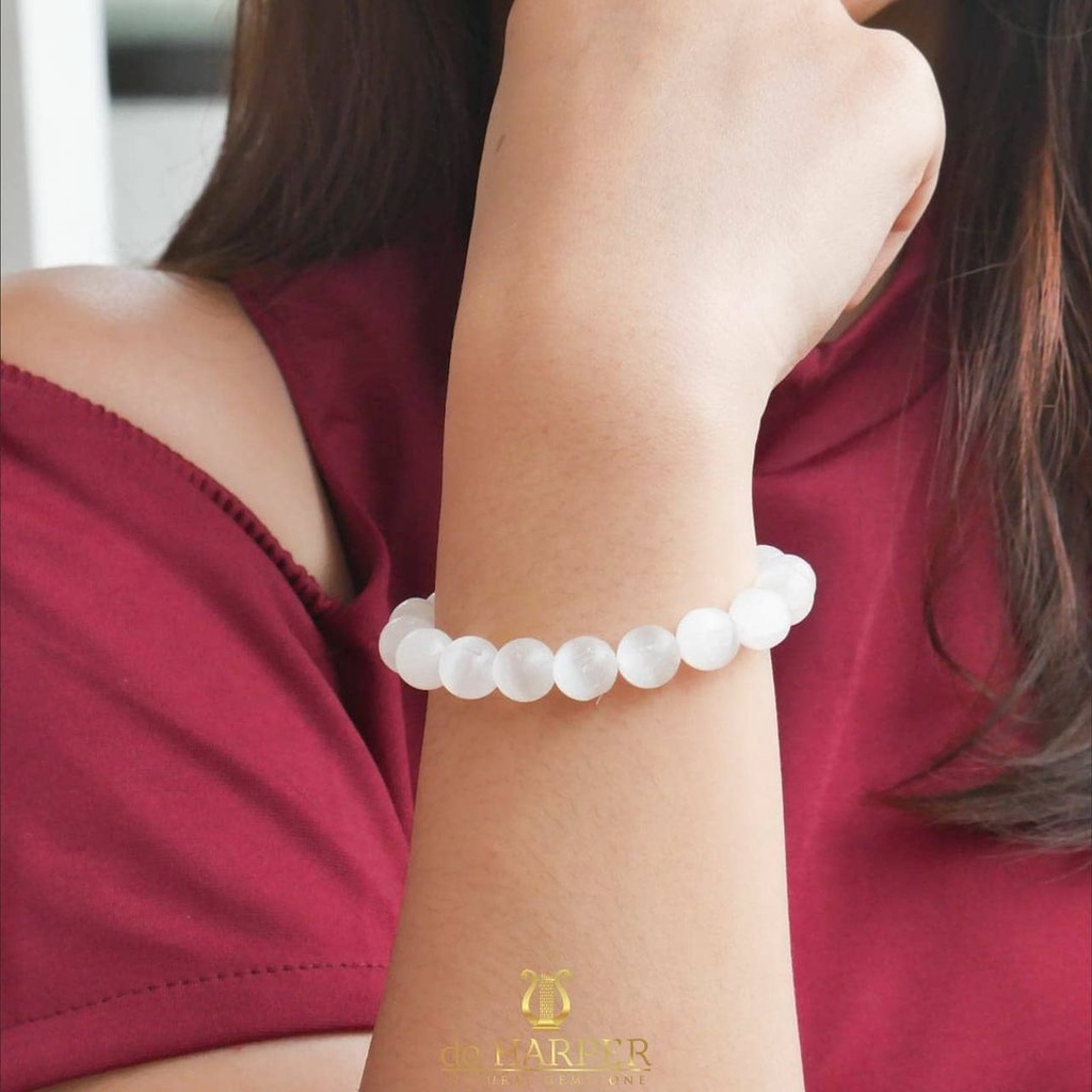 Simply Full : Selenite