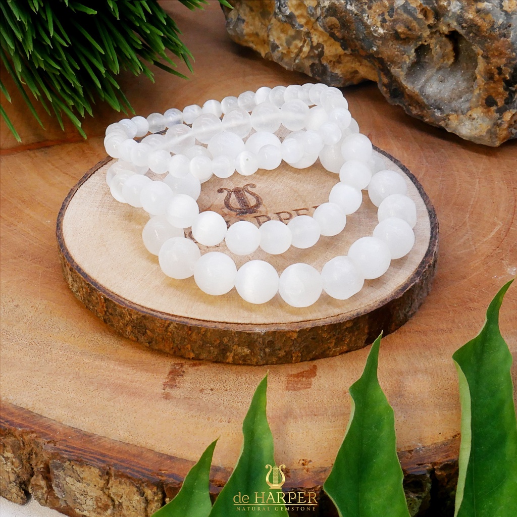 Simply Full : Selenite