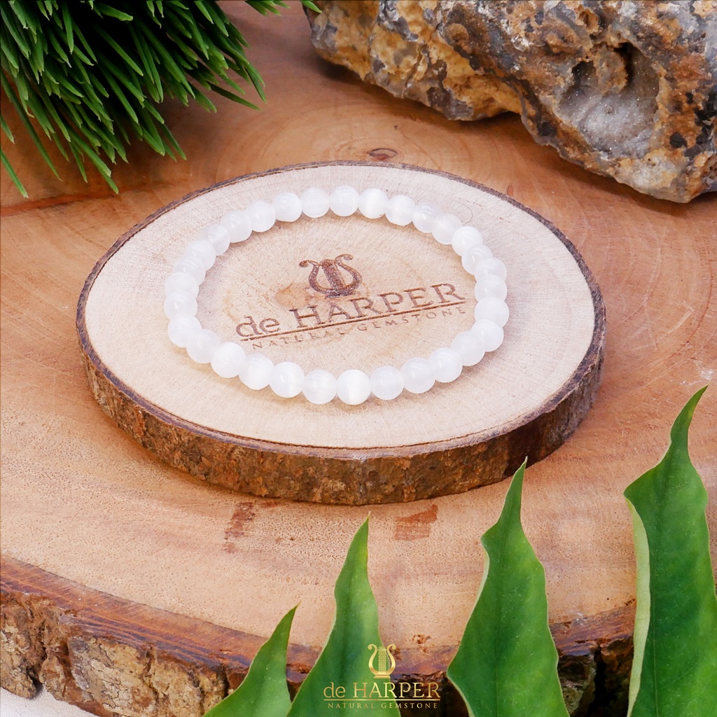 Simply Full : Selenite