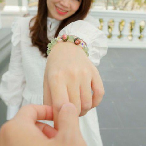 Duo Chaste Model