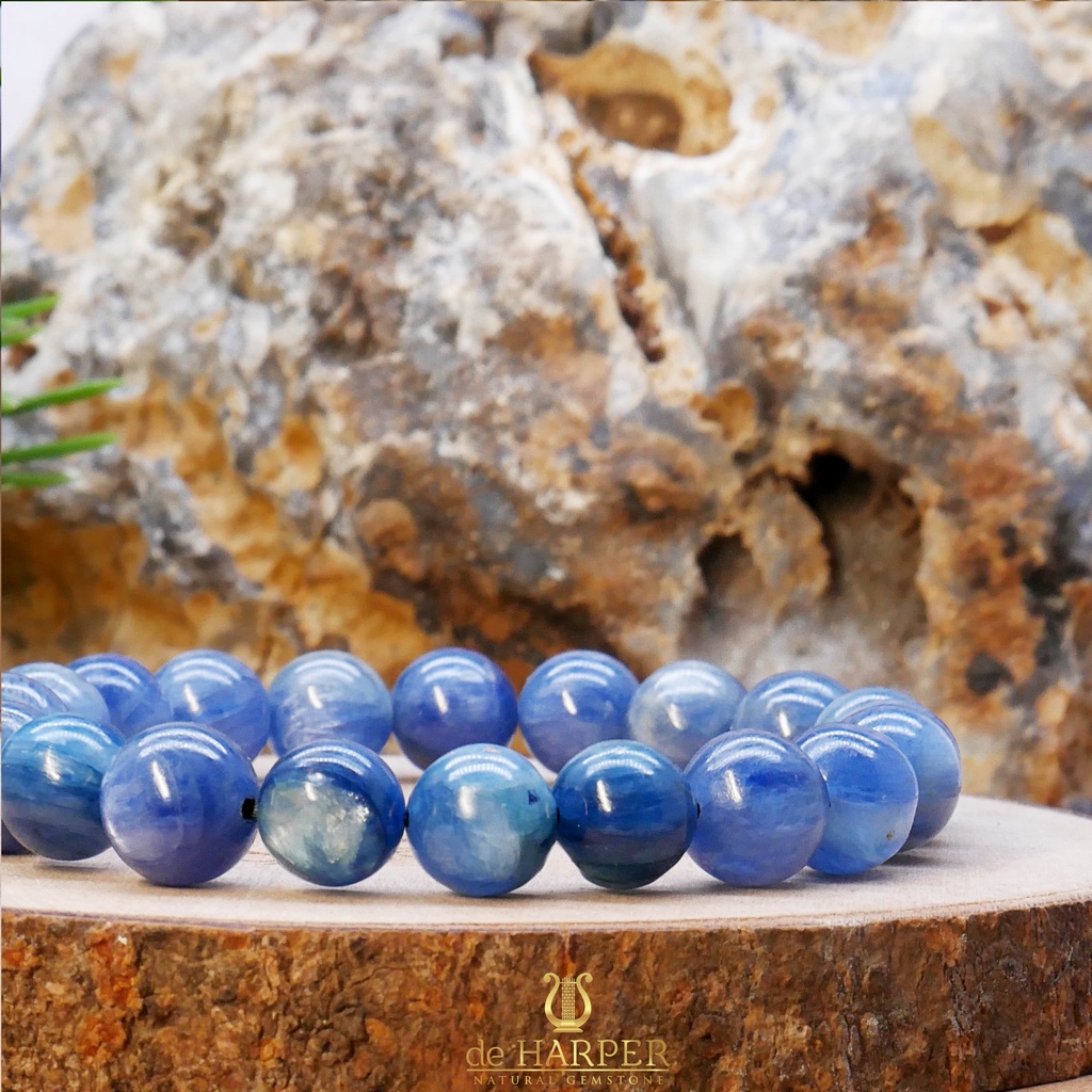 Simply Full : Kyanite