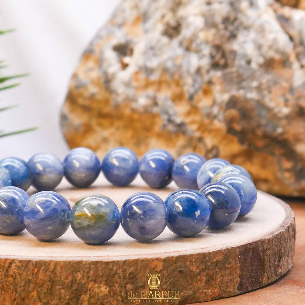 Simply Full : Kyanite
