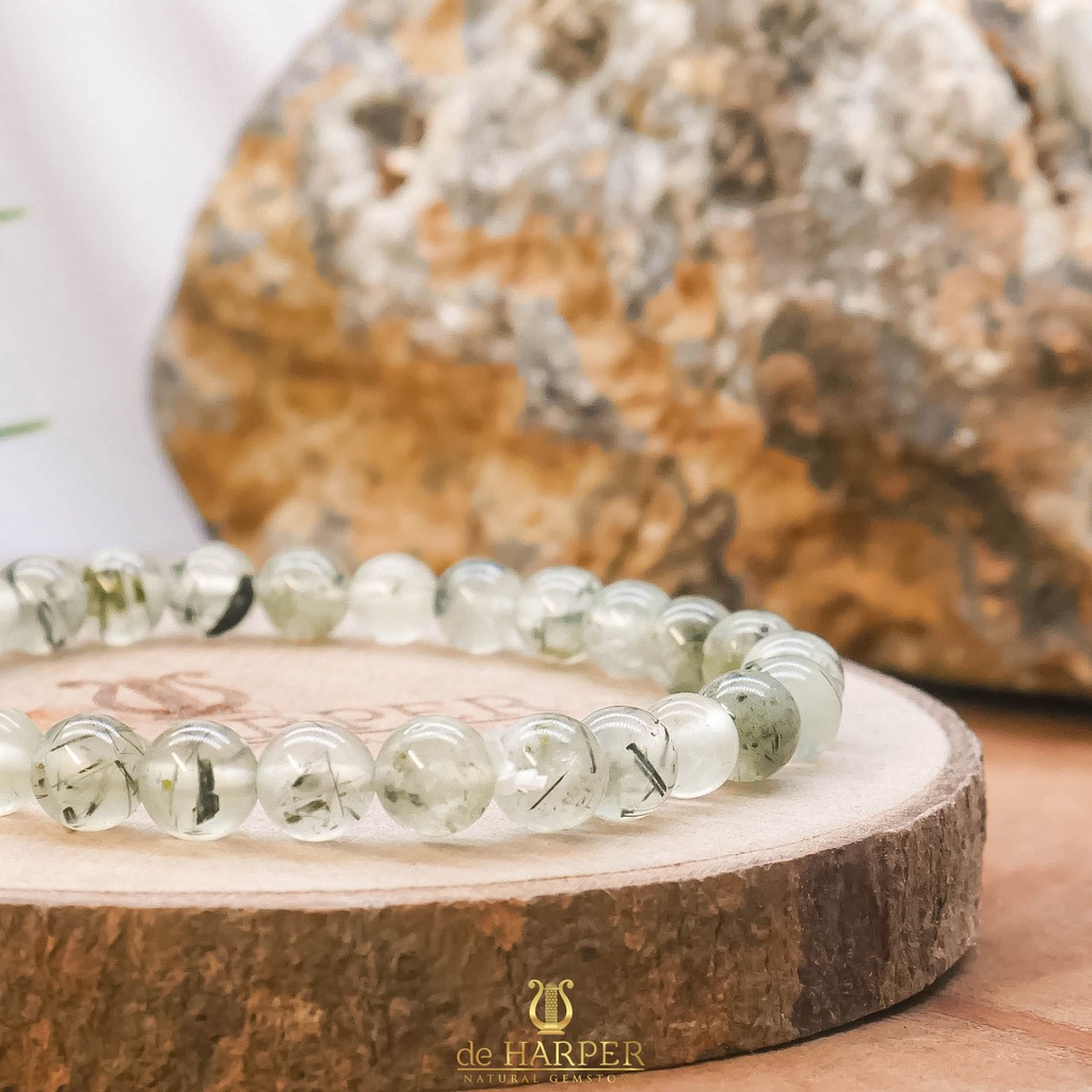 Simply Full : Prehnite