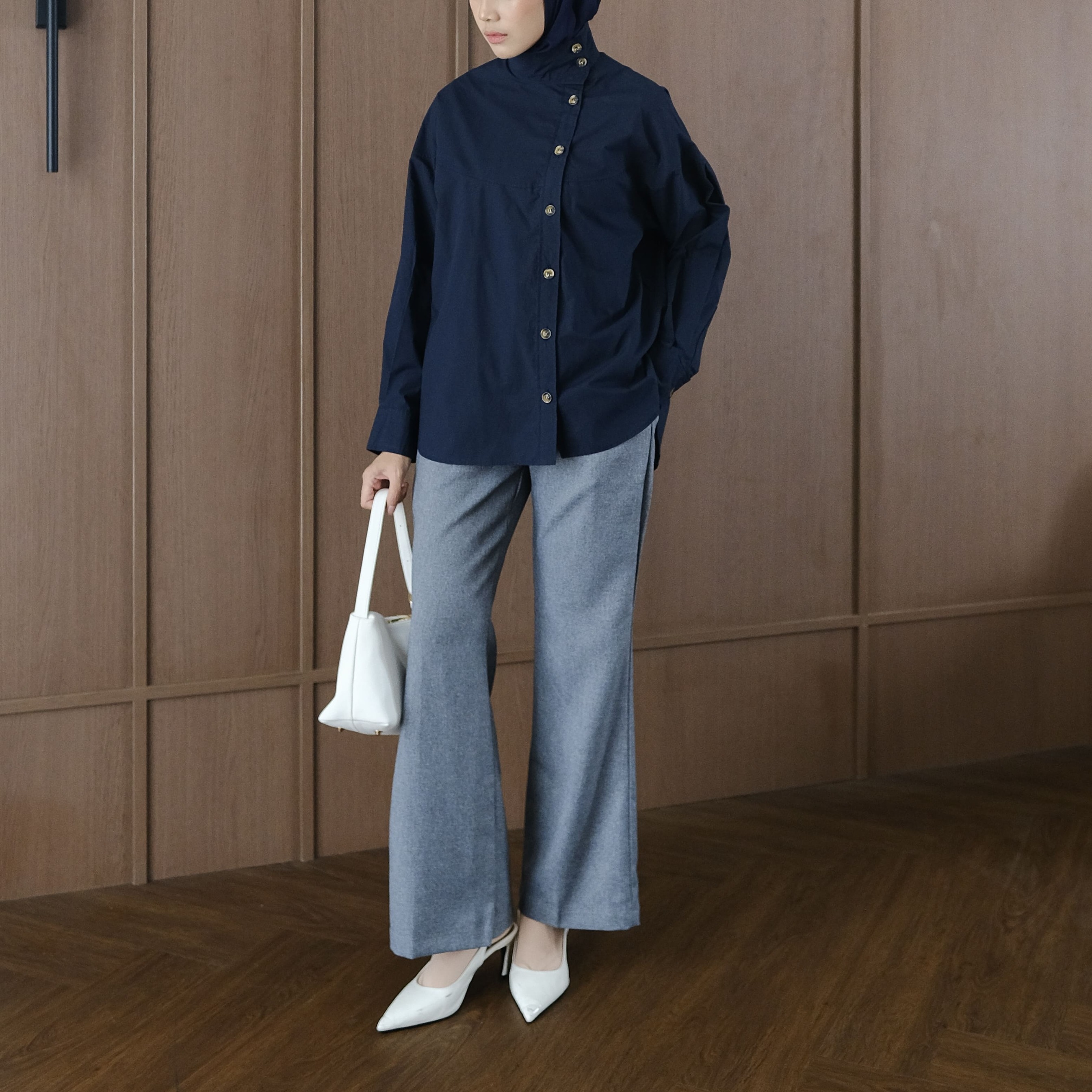 Moment Flare Pants 