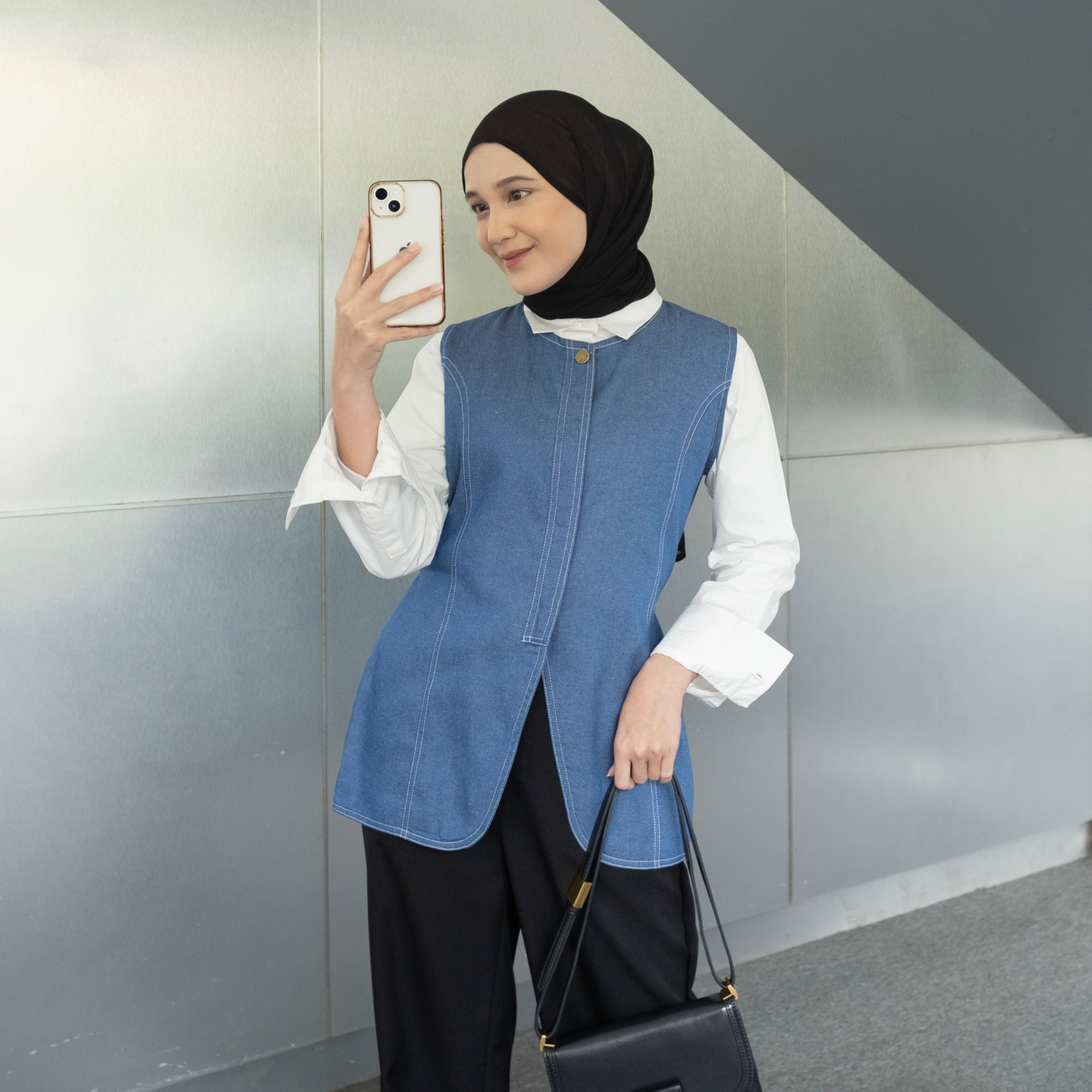 Regina Vest