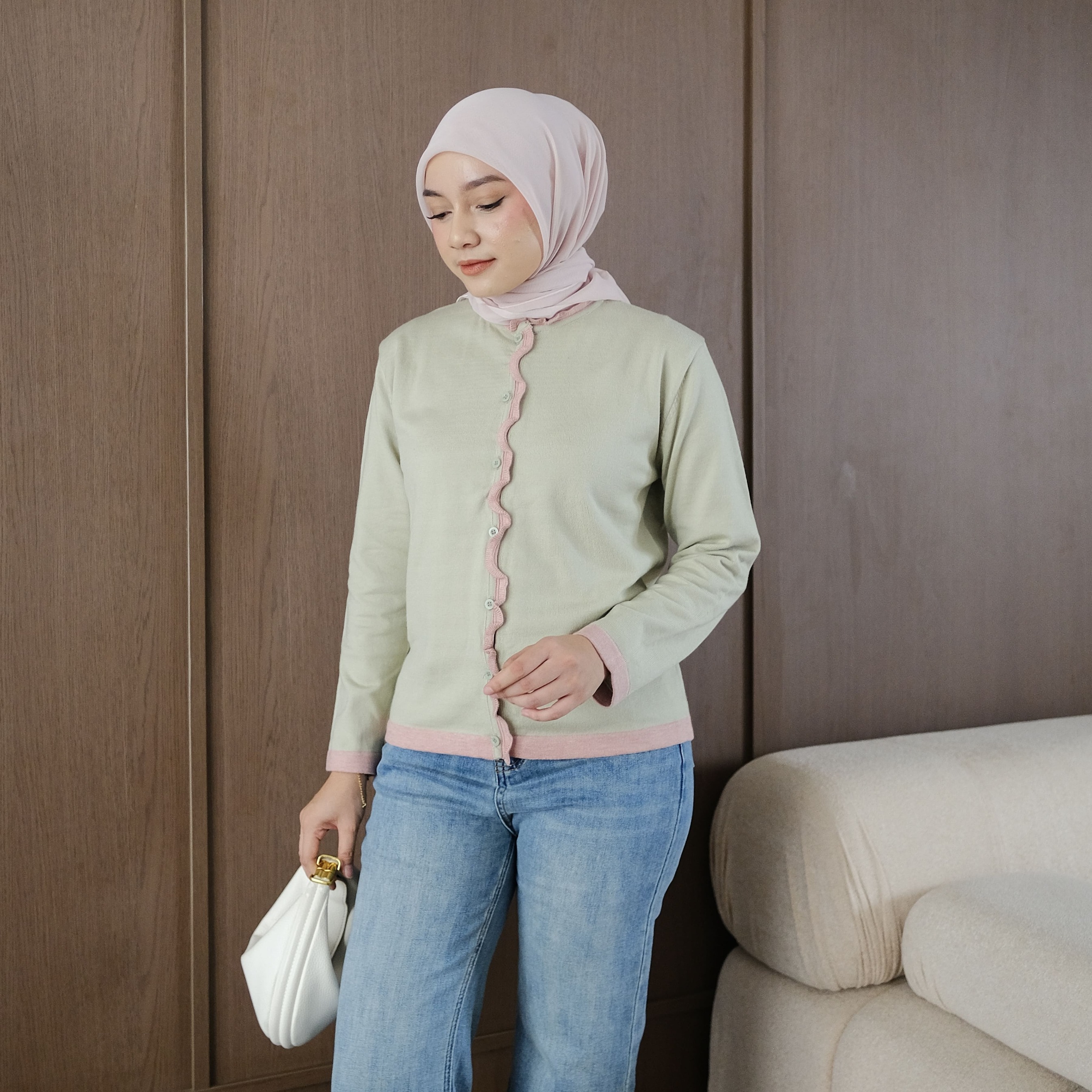 Lilo Cardigan