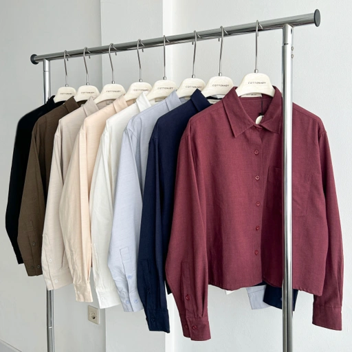 Image of Sunday Crop Shirt