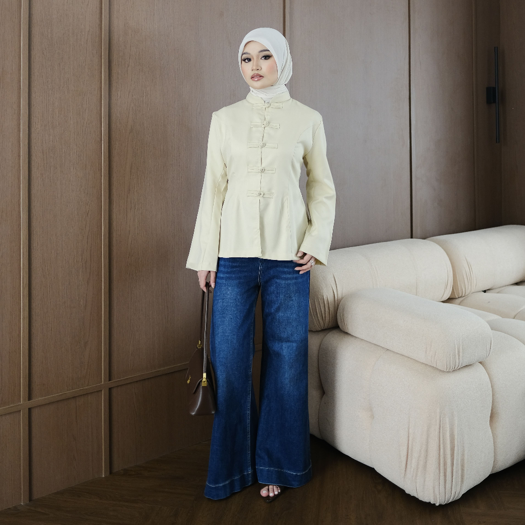 Lin Mandarin Top