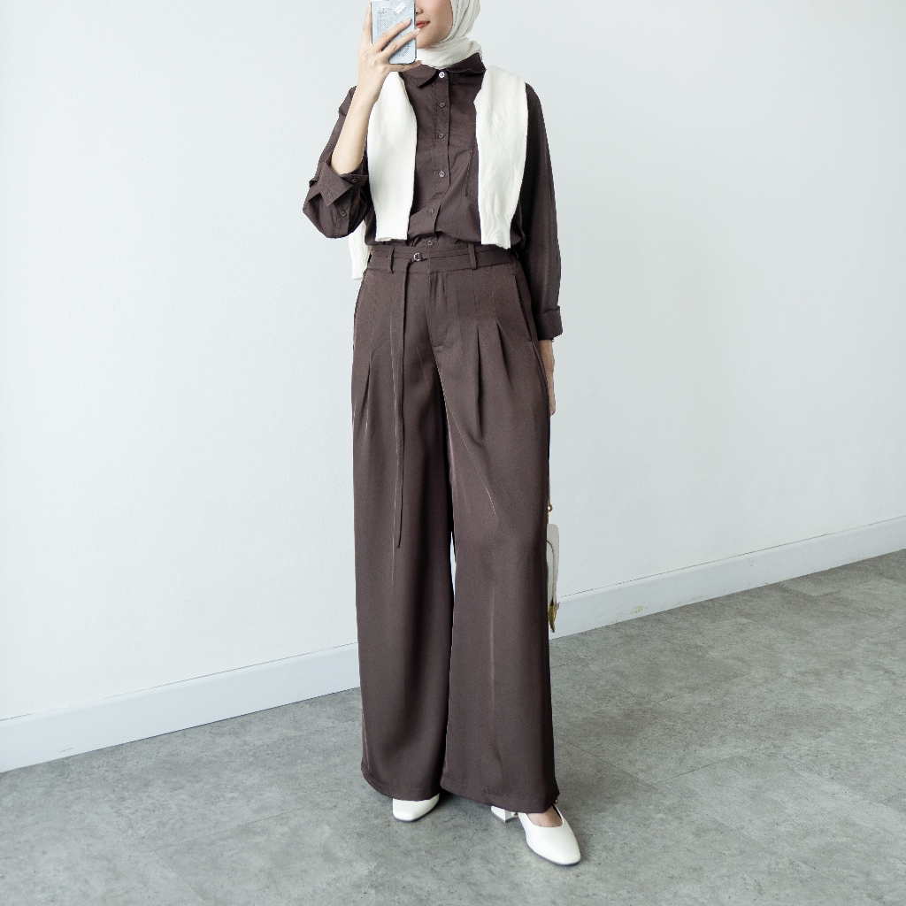 Legacy Wide Pants 
