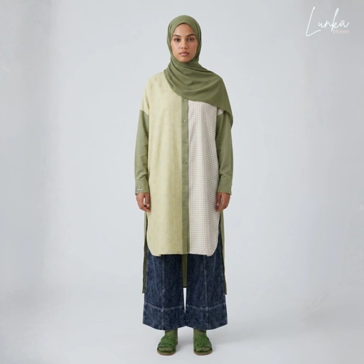 Image of LUNKA bloom - IRISH TUNIC ARMY ORCHID LONG
