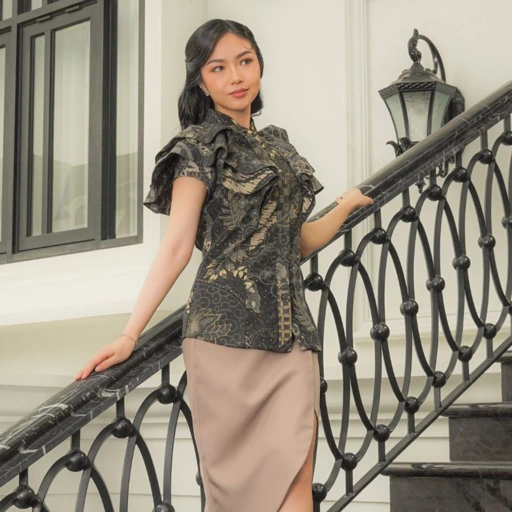 Image of Contenance - Tavira Batik Top