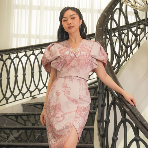 Image of Contenance - Aruna Batik Top