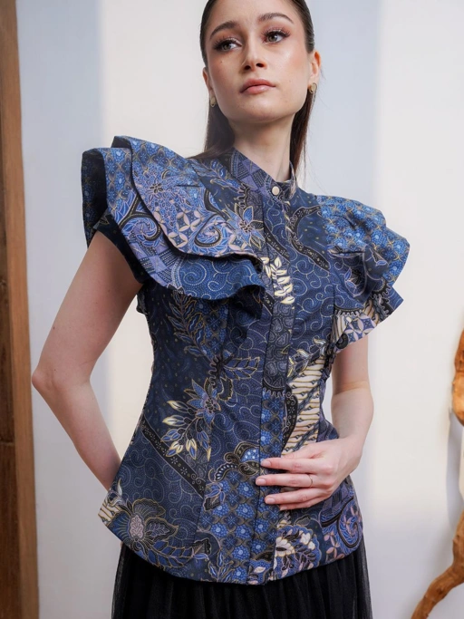 Image of Contenance - Tavira Batik Top