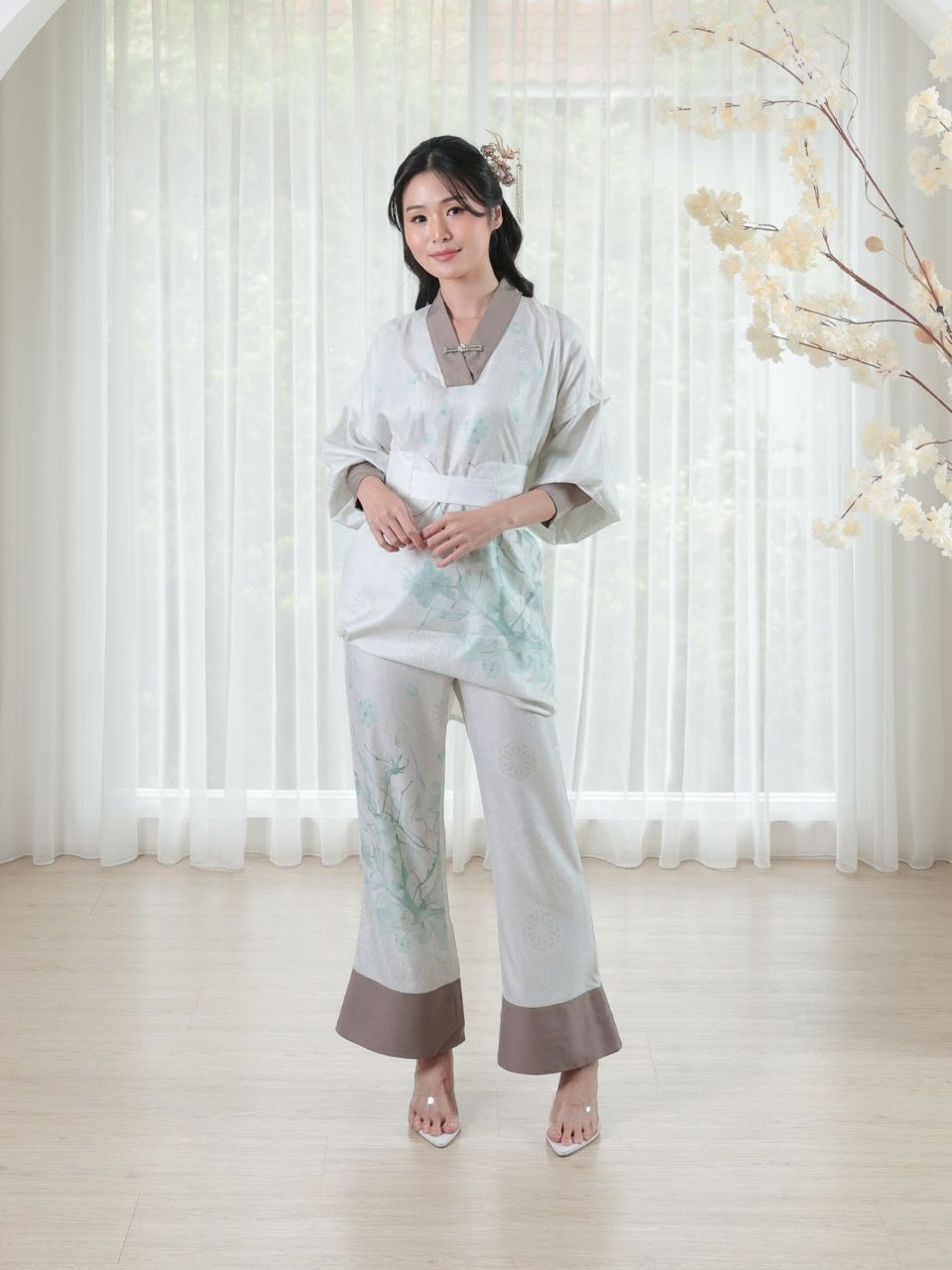 Royal Voyage - Veyra Set
