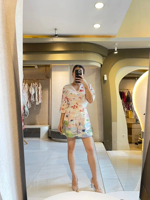 Image of Descendant Rene Jumpsit