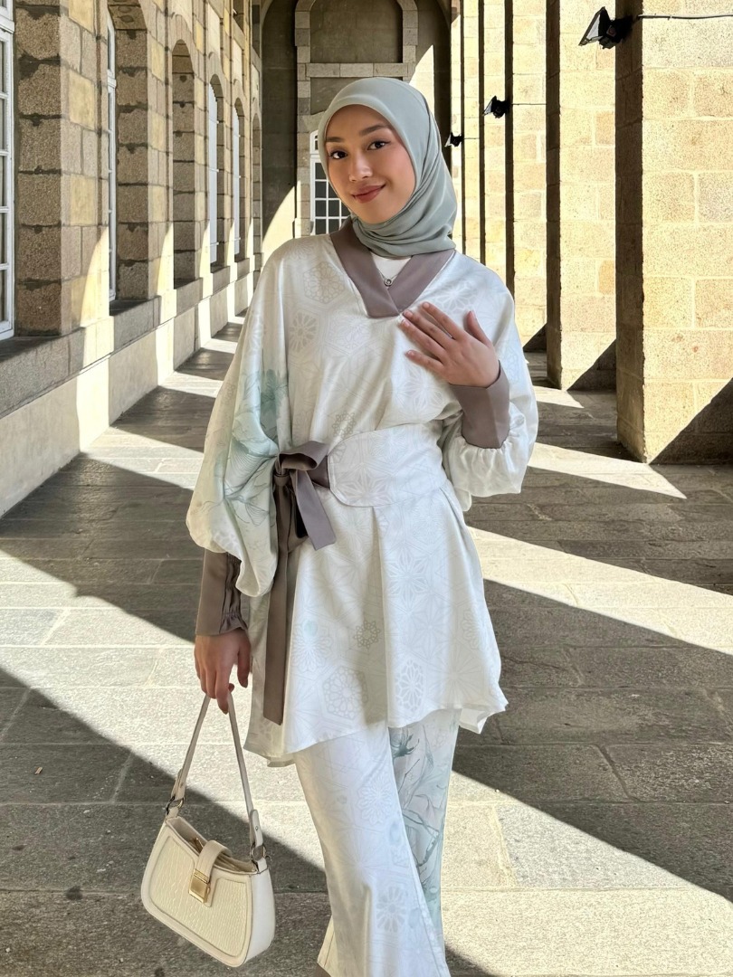 Pristin Maryam Set