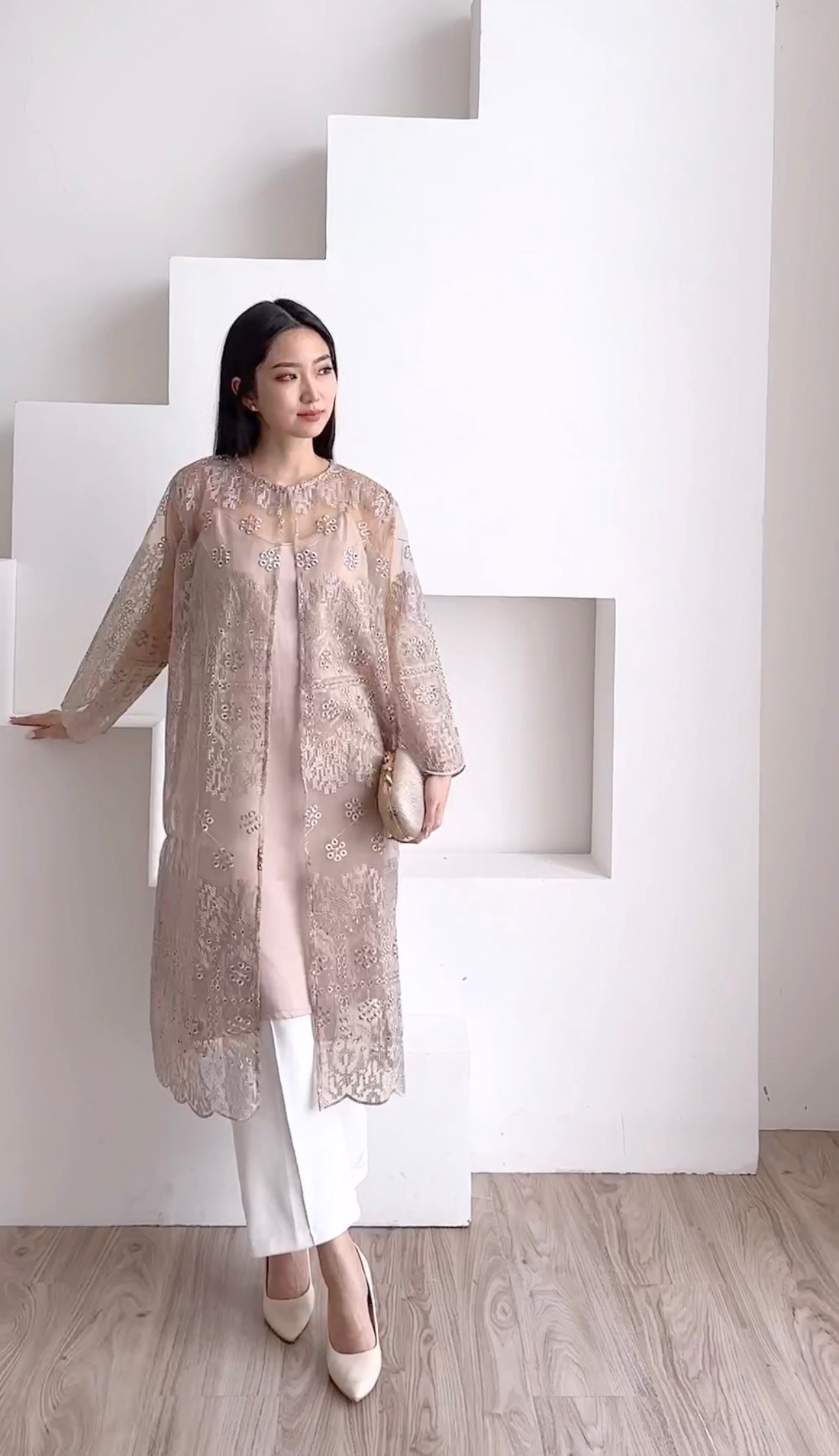NARANA Pleat Lace Outer