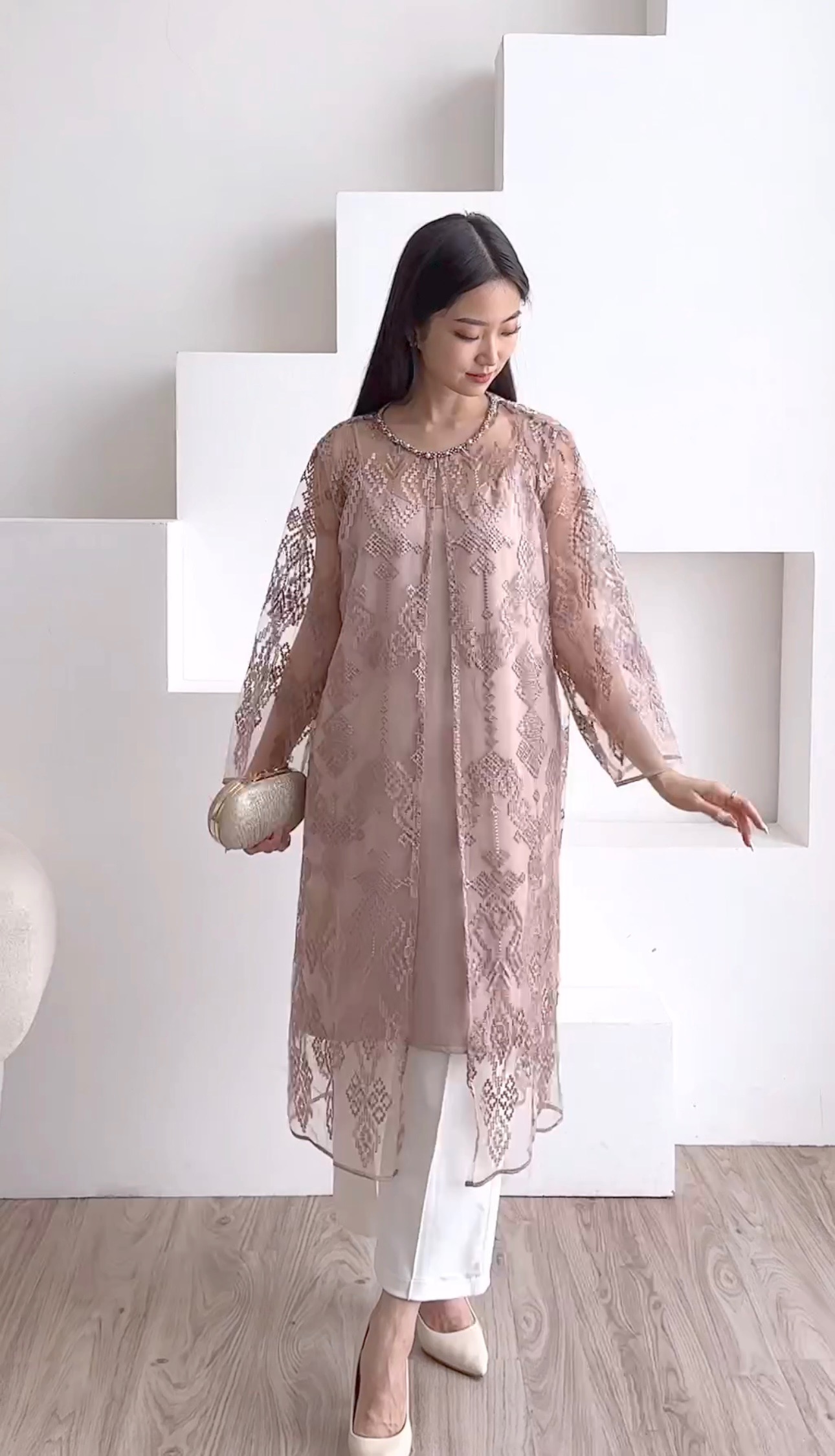 GENEVA Top Outer