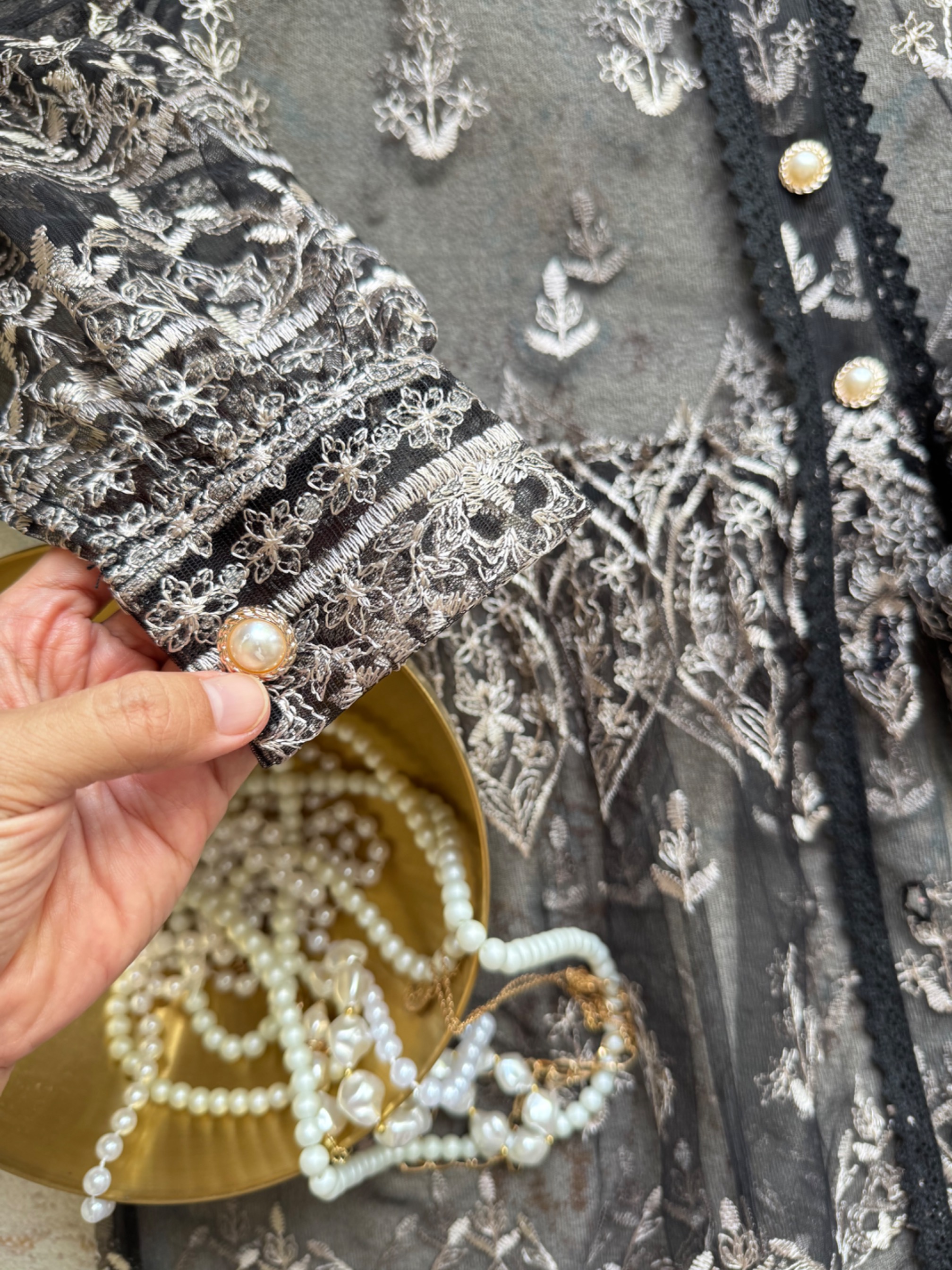 SAMAYA Lace Outer