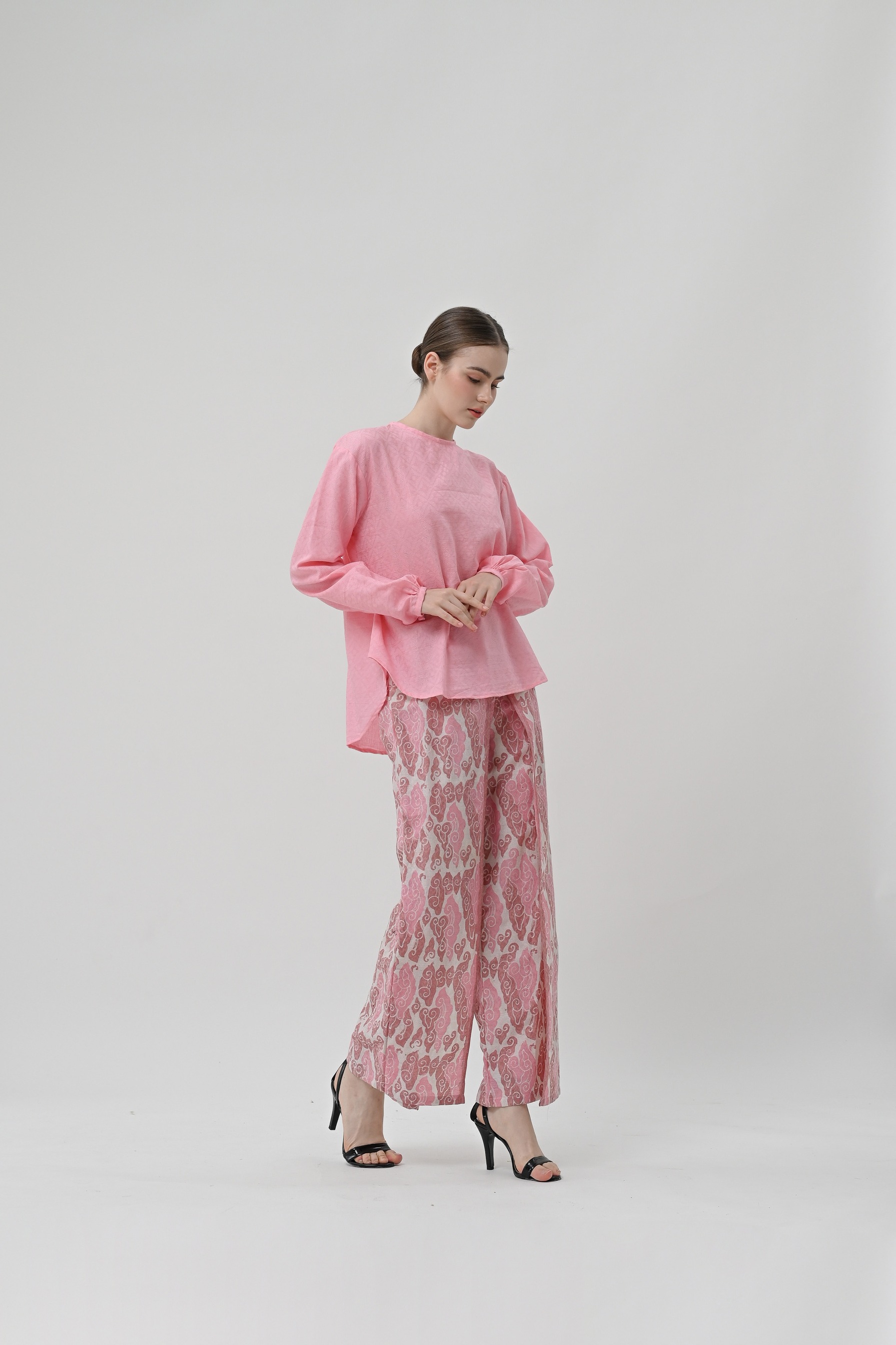 GANTARI Set (Long Palazo & fancy tunic)