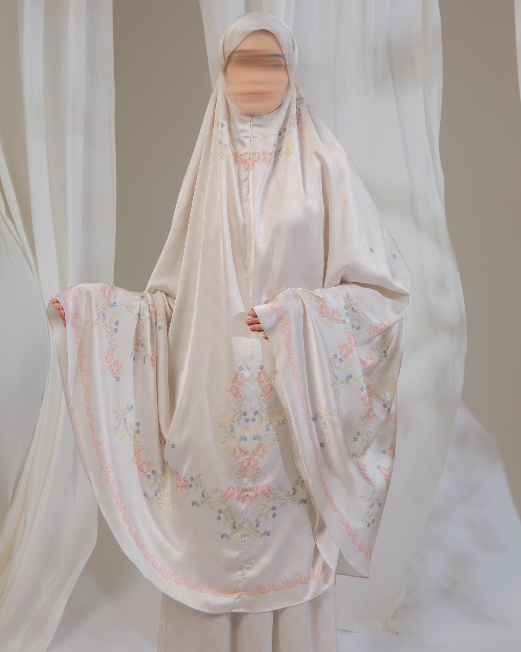 Serene Prayer set Mom Ivory