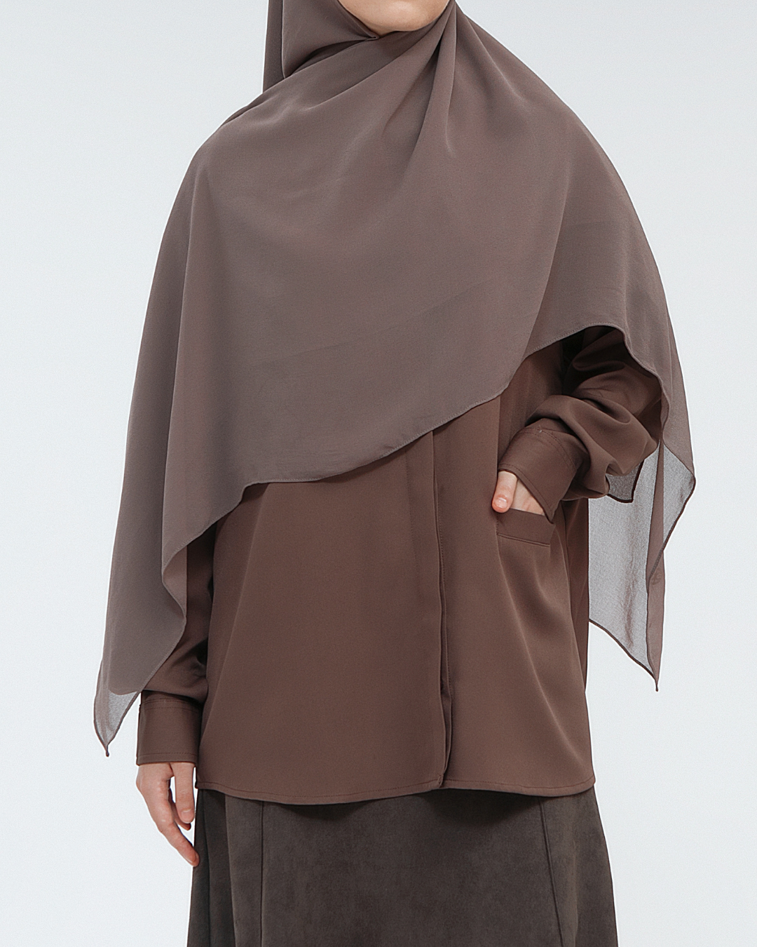 Alveena Shirt And Skirt