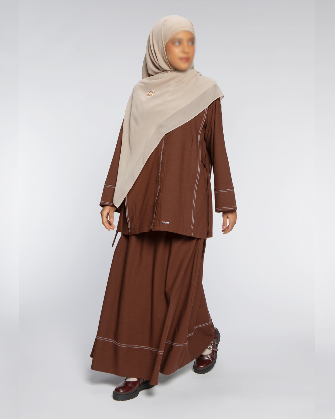 Ananta set Mom Dark Brown