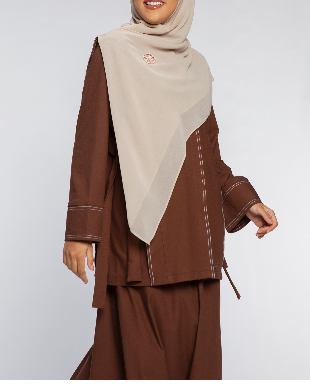 Ananta set Mom Dark Brown