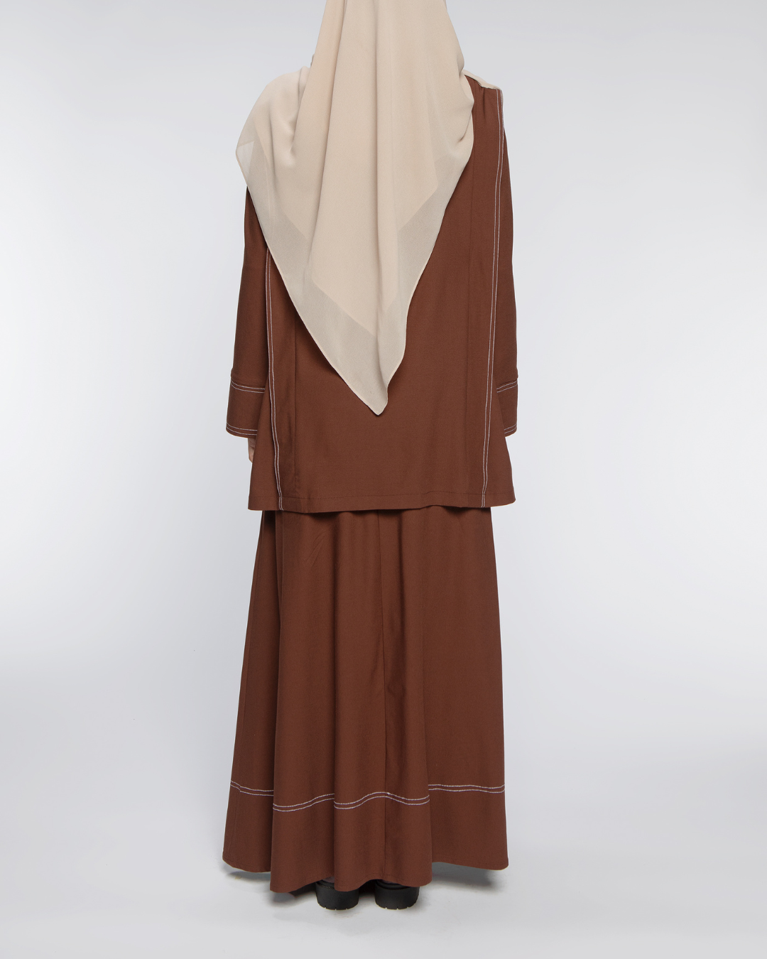 Ananta set Mom Dark Brown