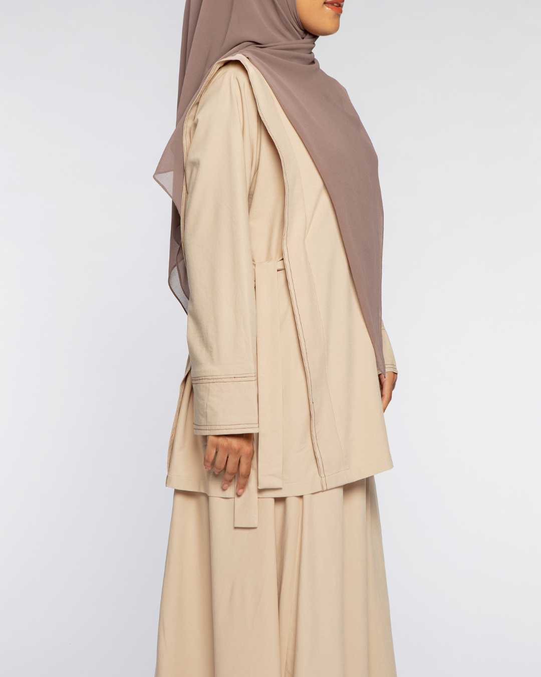 Ananta set Mom Sand
