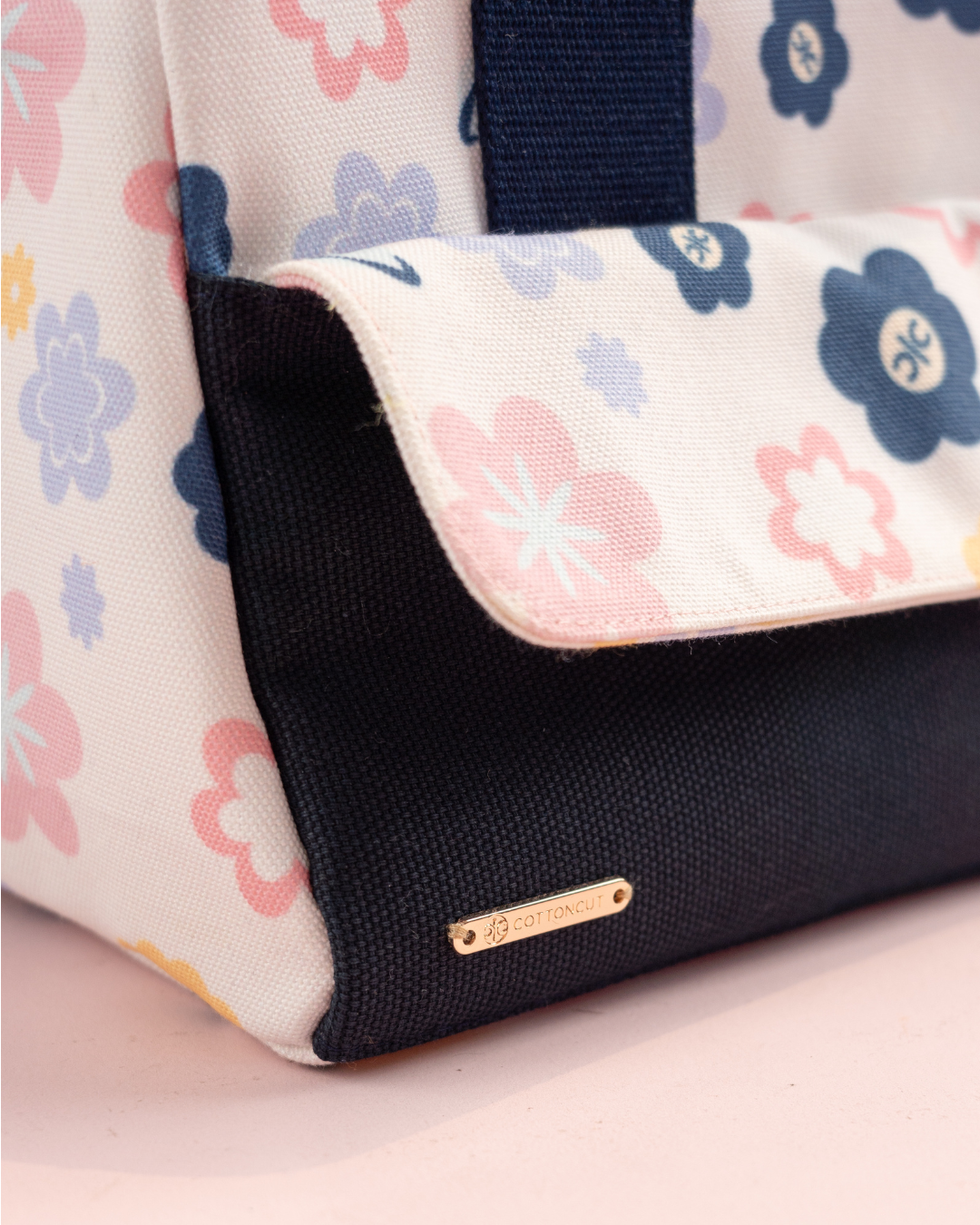 Camellia Lunch Bag