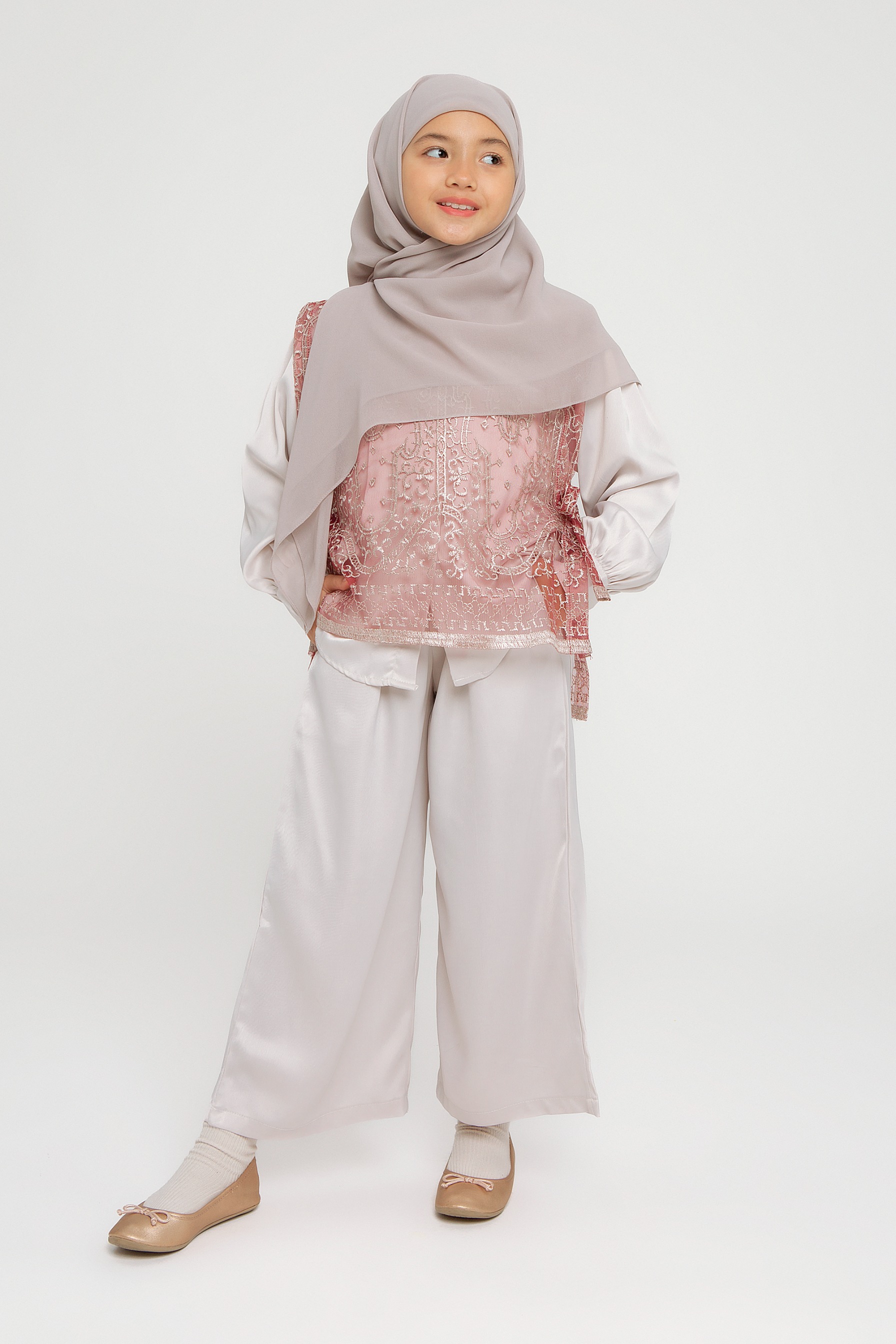 Zaida set Mom & Kids (Sage,Maroon,Dusty Pink)