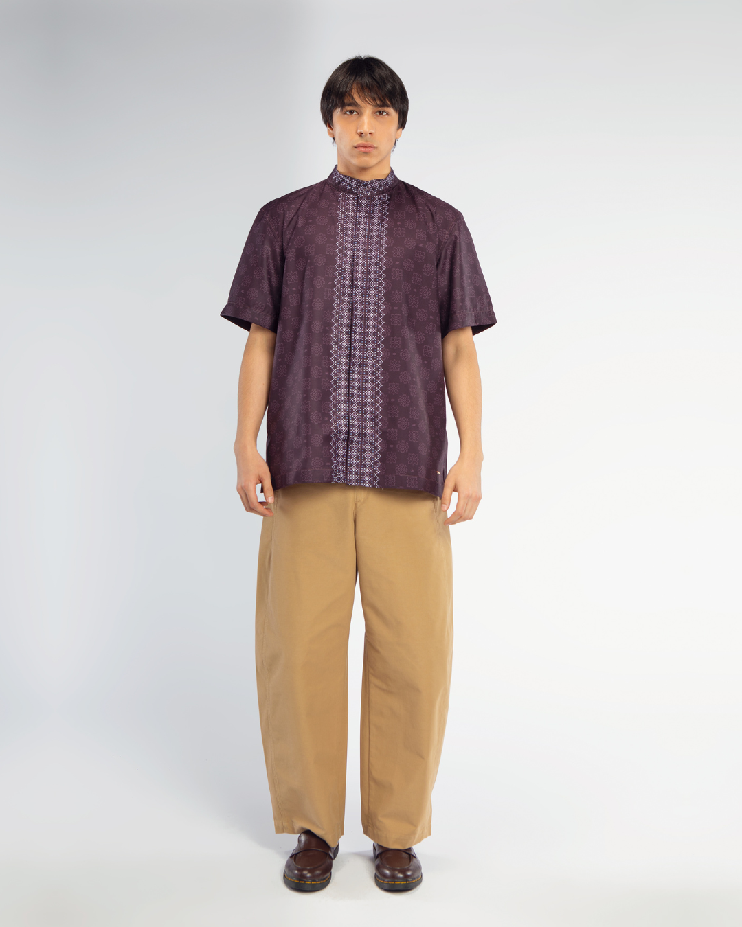 Serene shirt Dad Burgundy Lengan Pendek