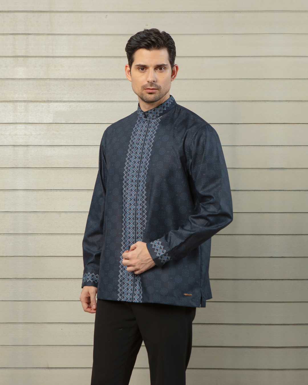 Serene shirt Dad Navy Lengan Panjang