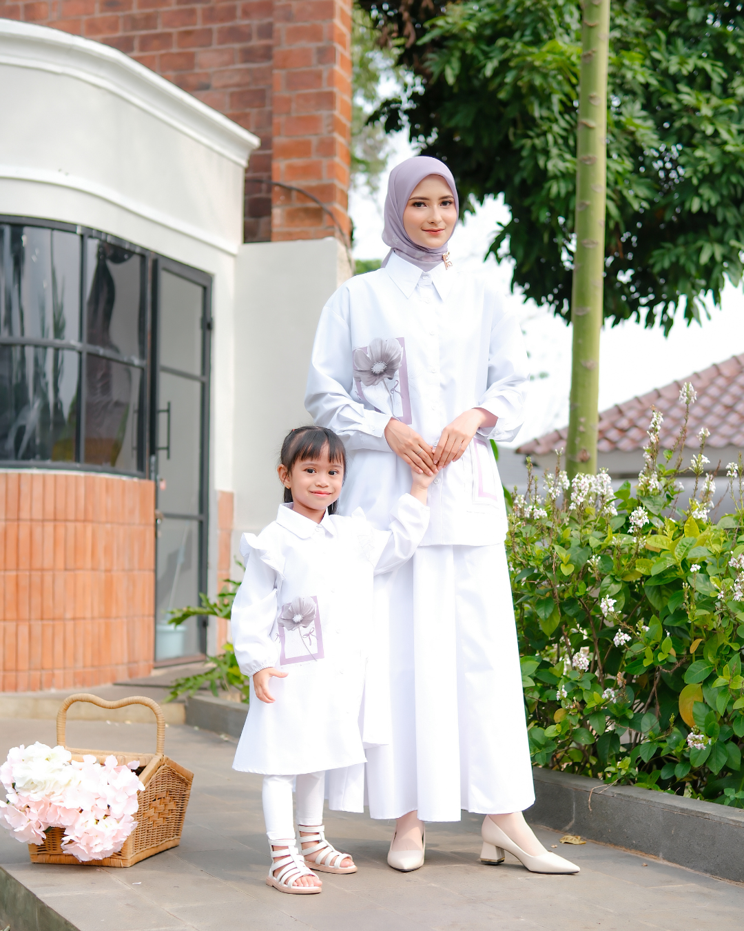 Kalana Scarves x Circle In Poppy Midi Dress White Lavender