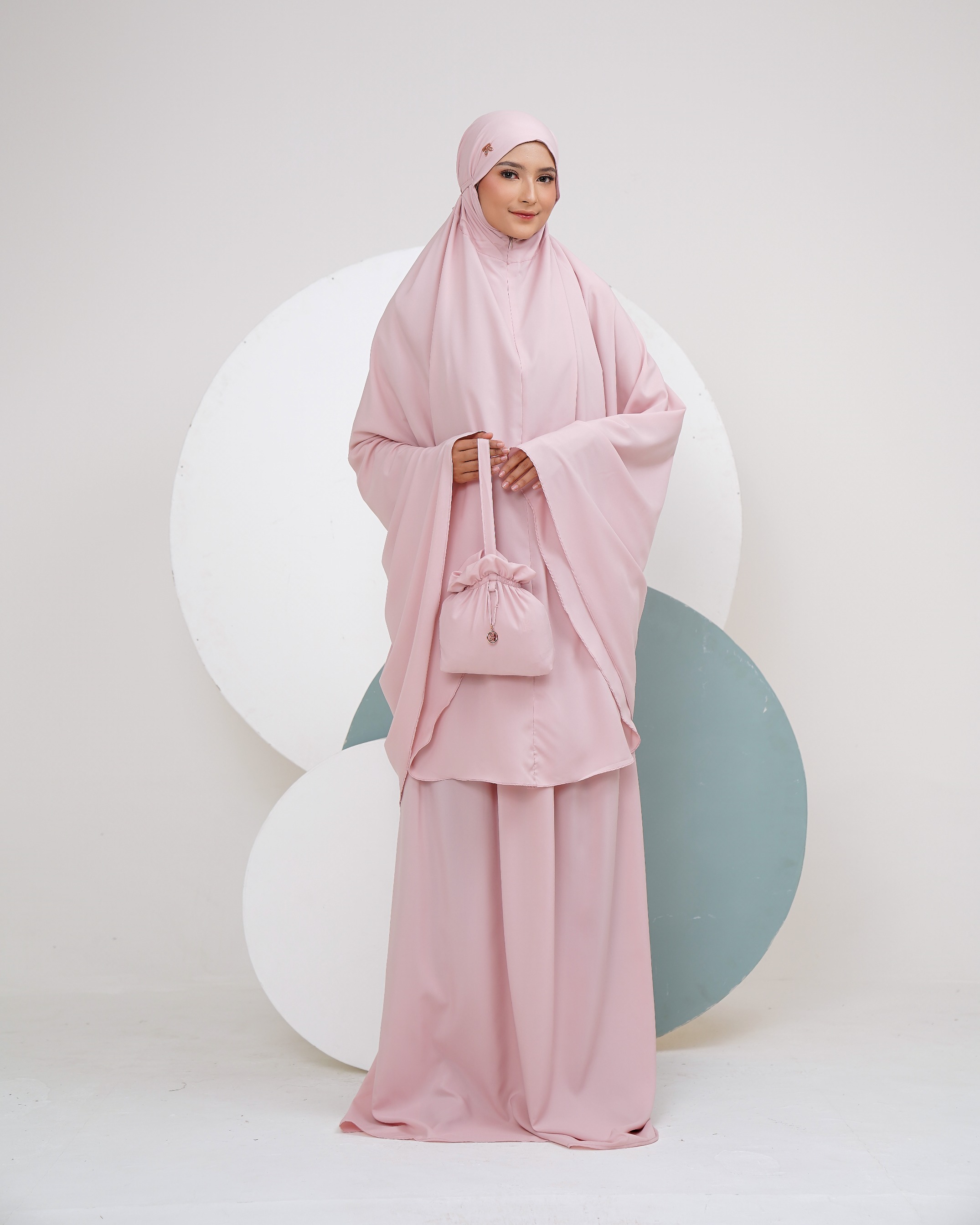 Blissful Raya Hampers
