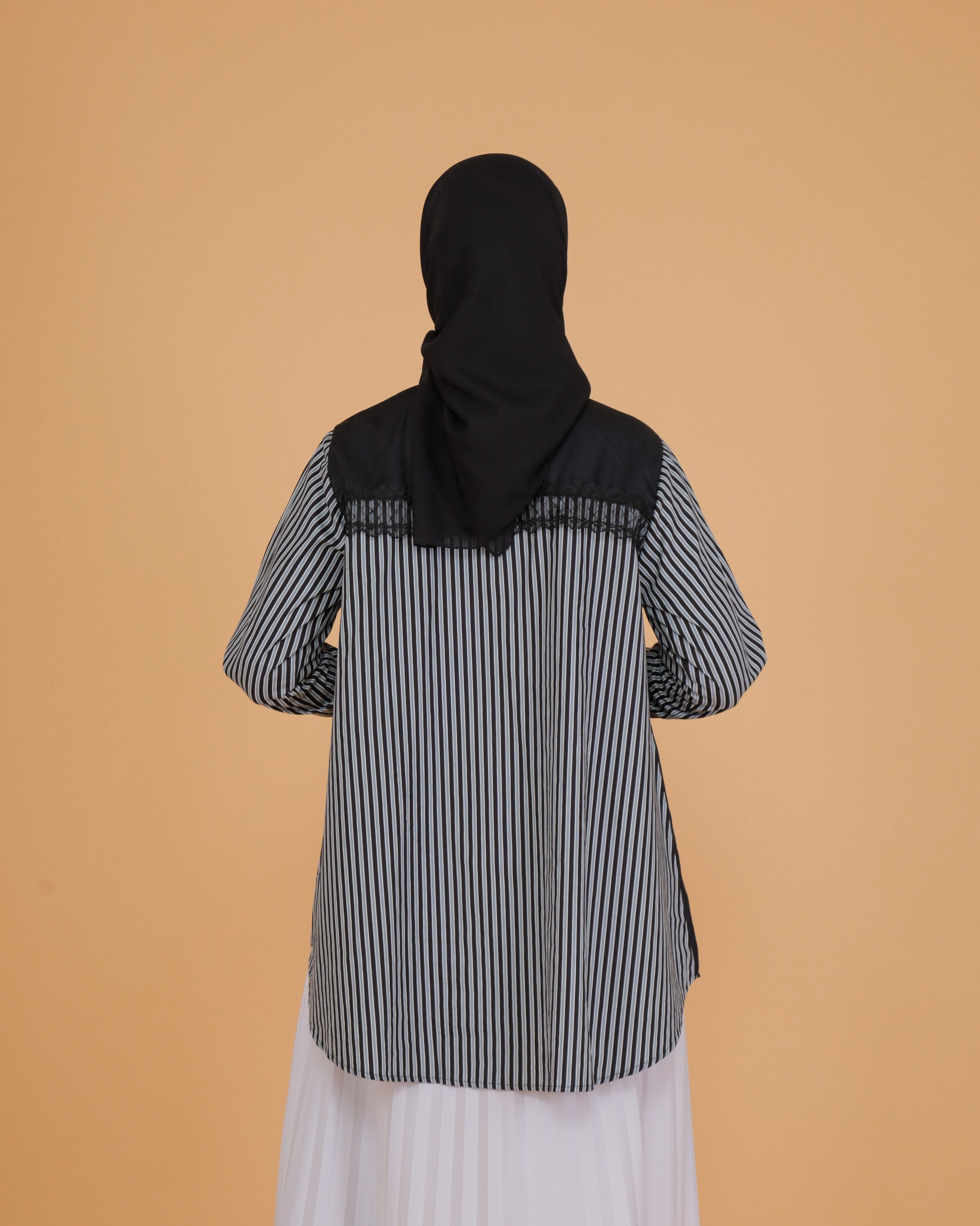 Clover Blouse Series Black