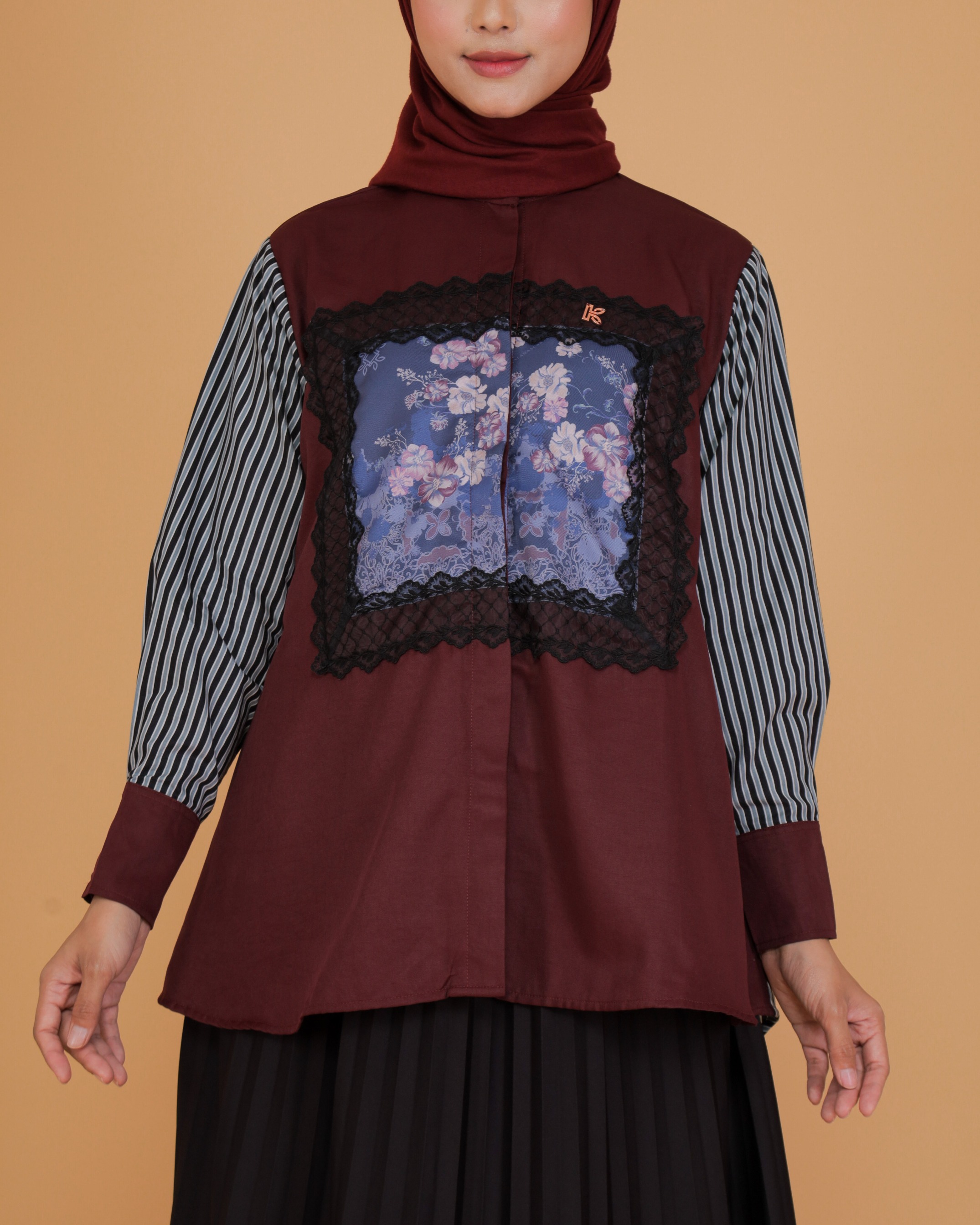 Clover Blouse Series Maroon