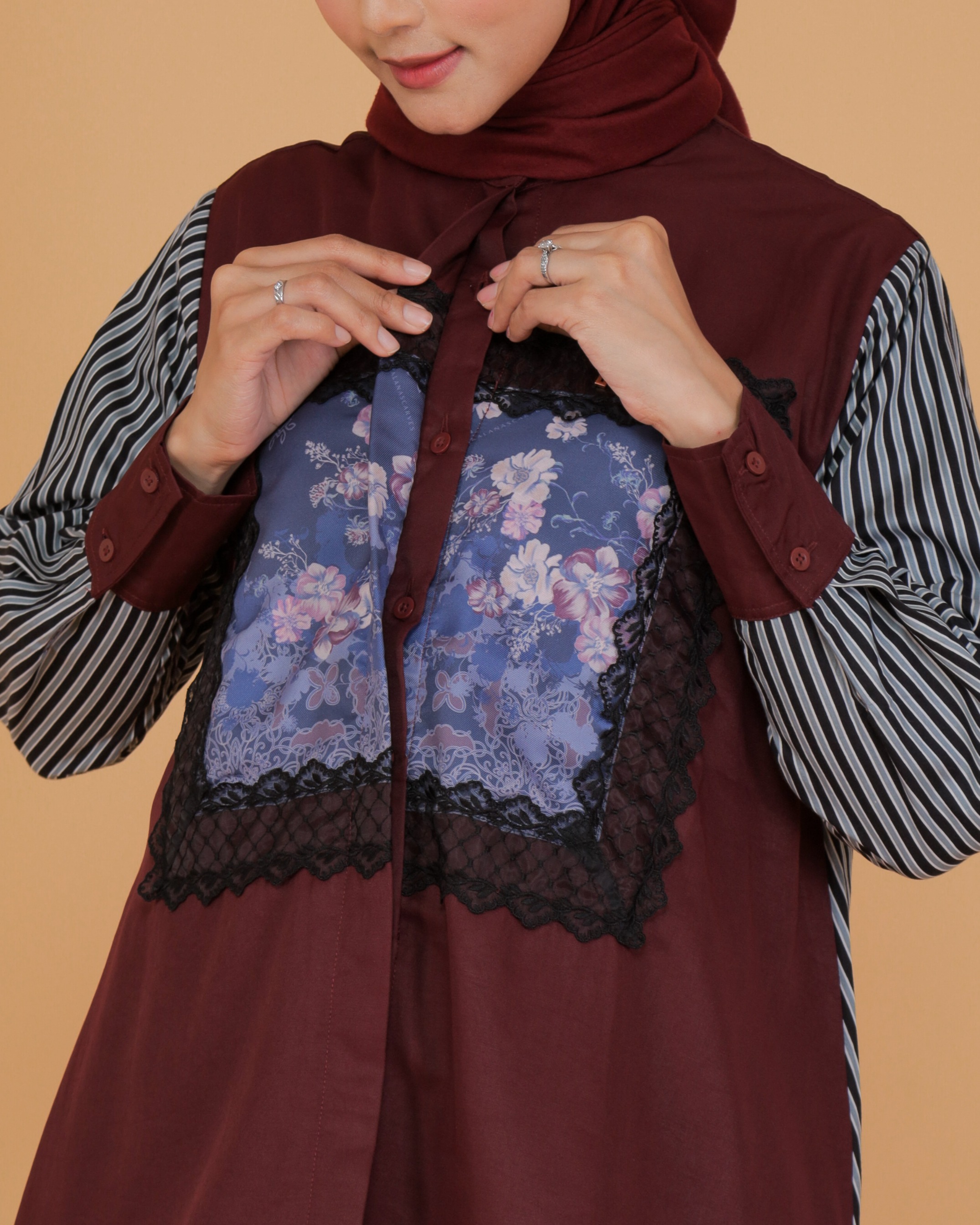 Clover Blouse Series Maroon