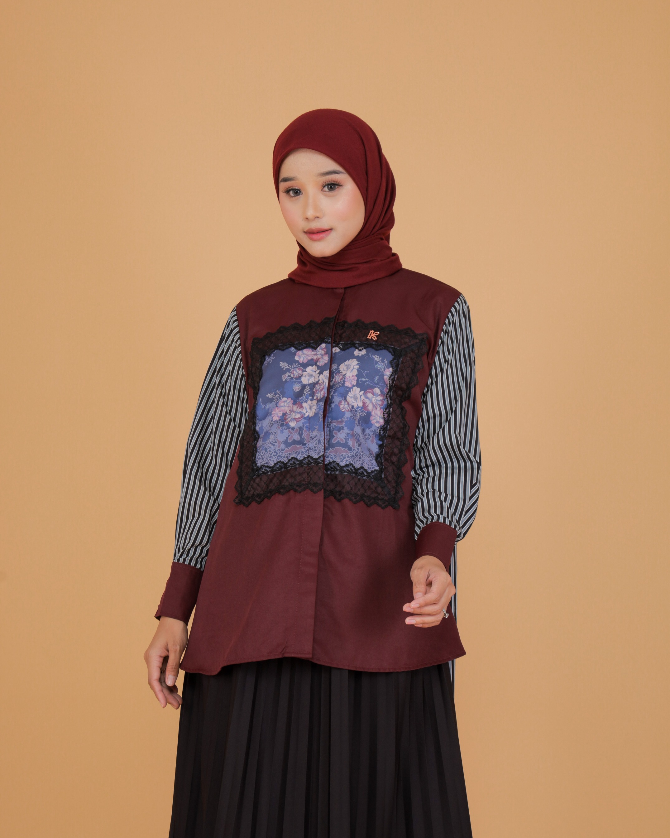 Clover Blouse Series Maroon