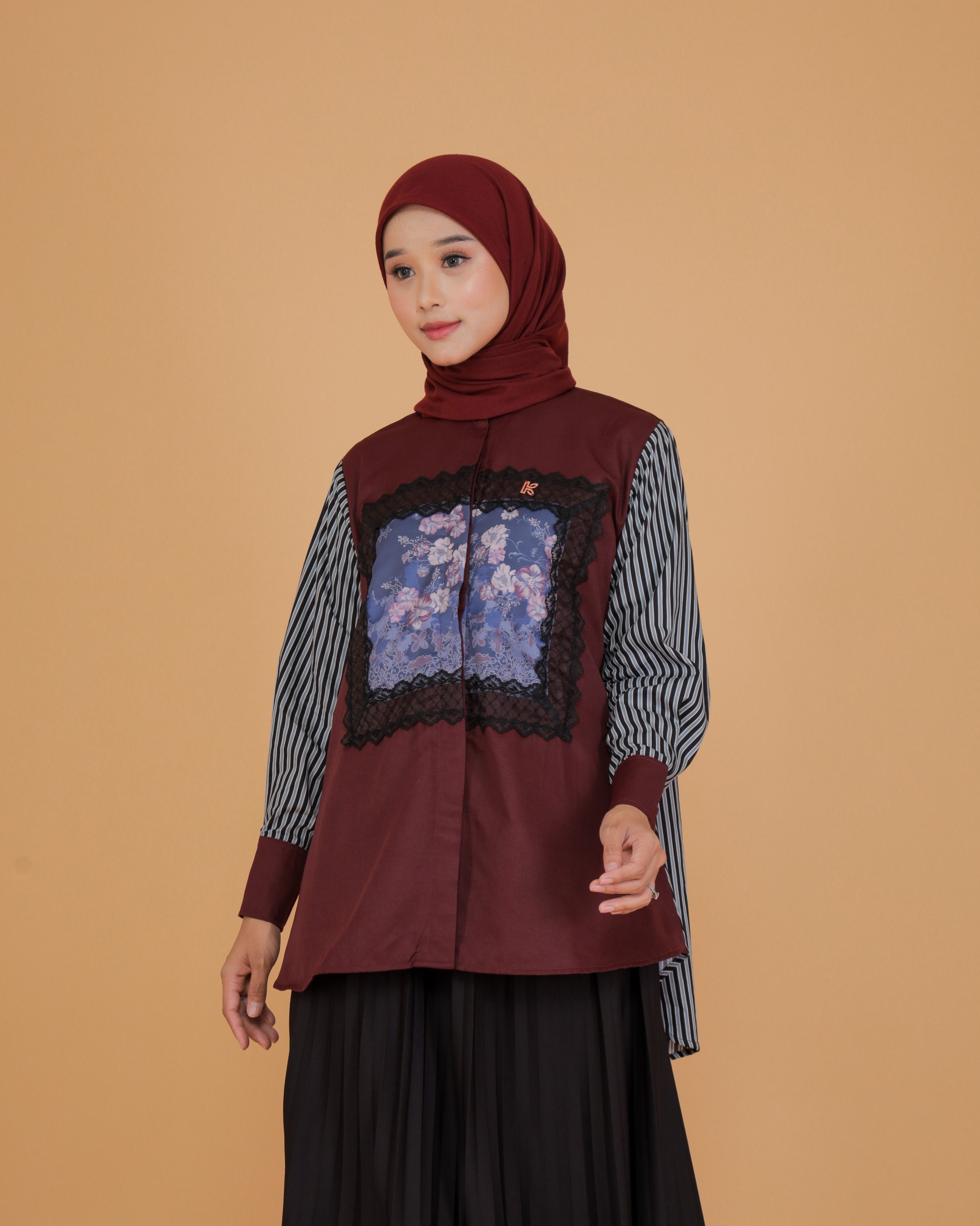 Clover Blouse Series Maroon