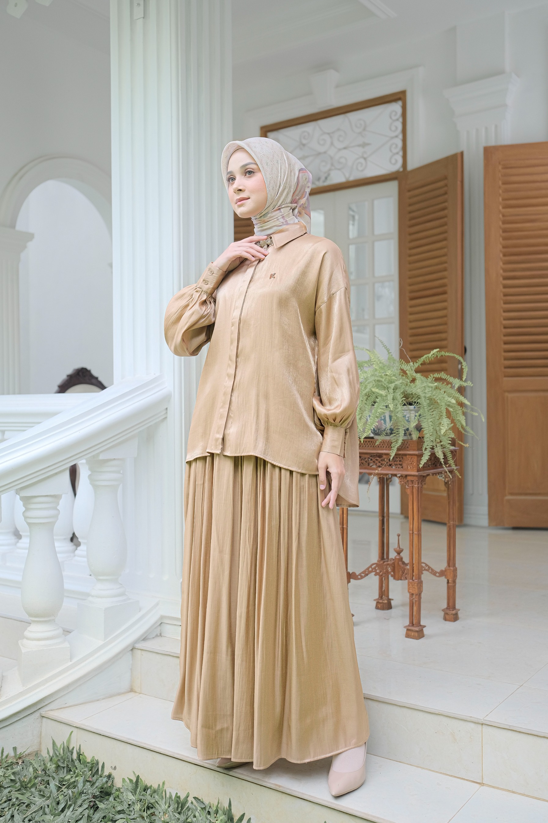 Belle Shimmer Brown