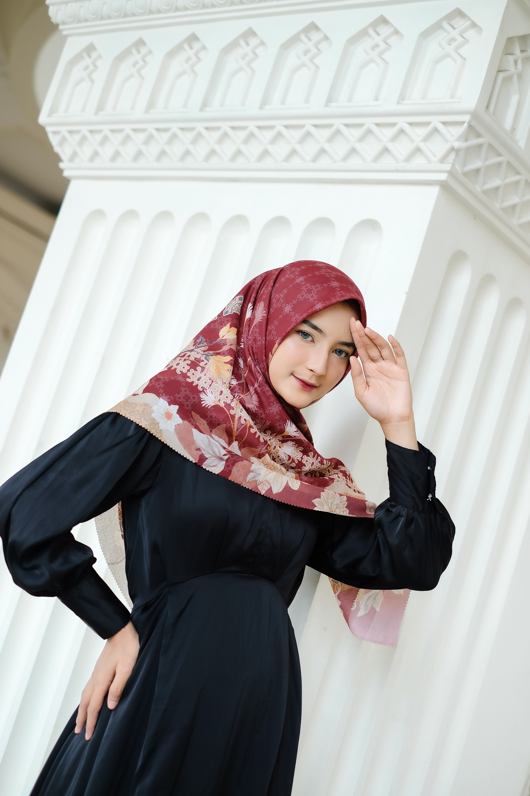 Merhabaya Series Queen Maroon