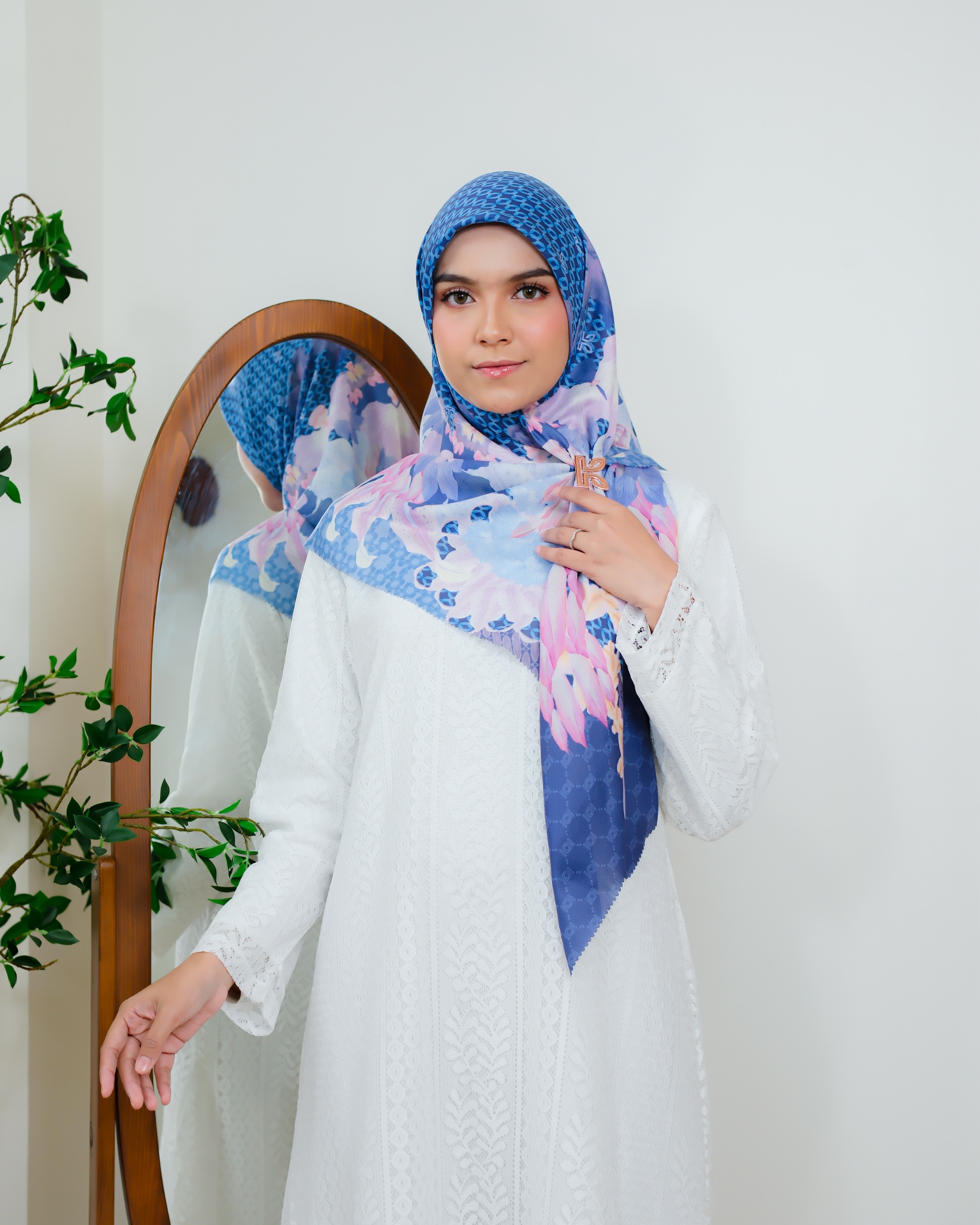 Zaujah Scarf Raya Series Syar'i Berry